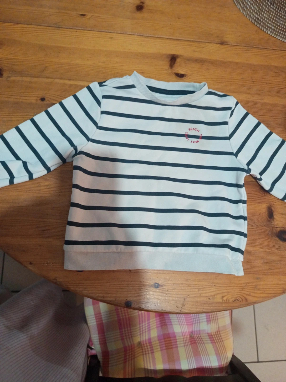 Sweat marinière écru et marine Kiabi 3 ans