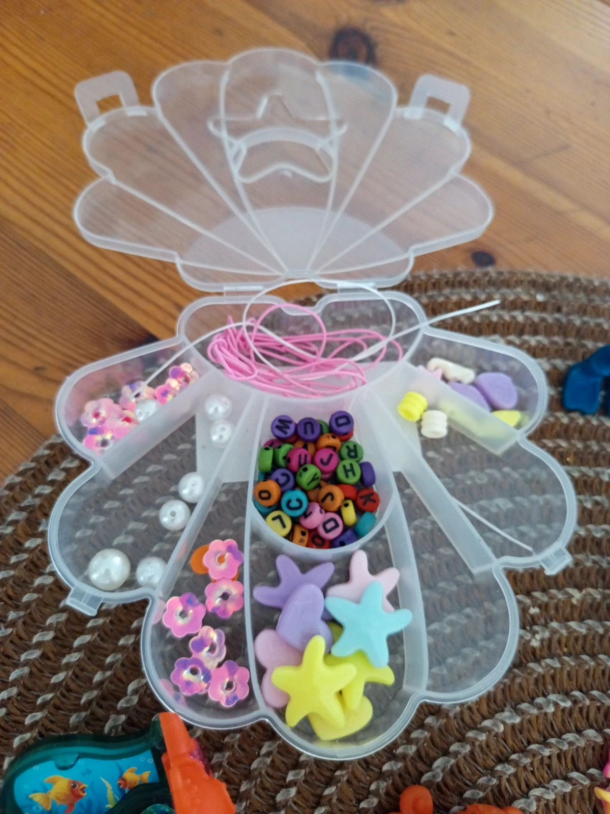 Lot créatif et figurines Océan / Mer - Boîte perles coquillage & Jouets – taille Taille unique 3