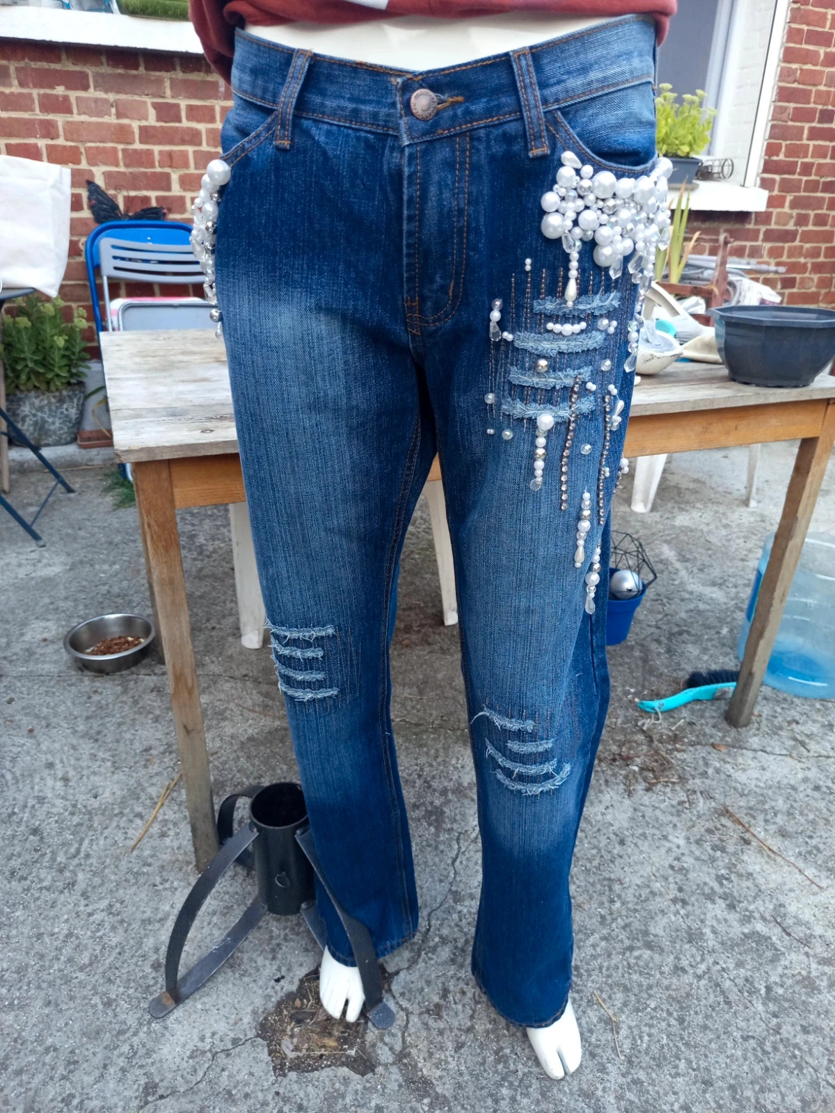 Jean bleu orné de perles et strass XFN - Taille XL – XFN – taille XL / 42 / 14 4