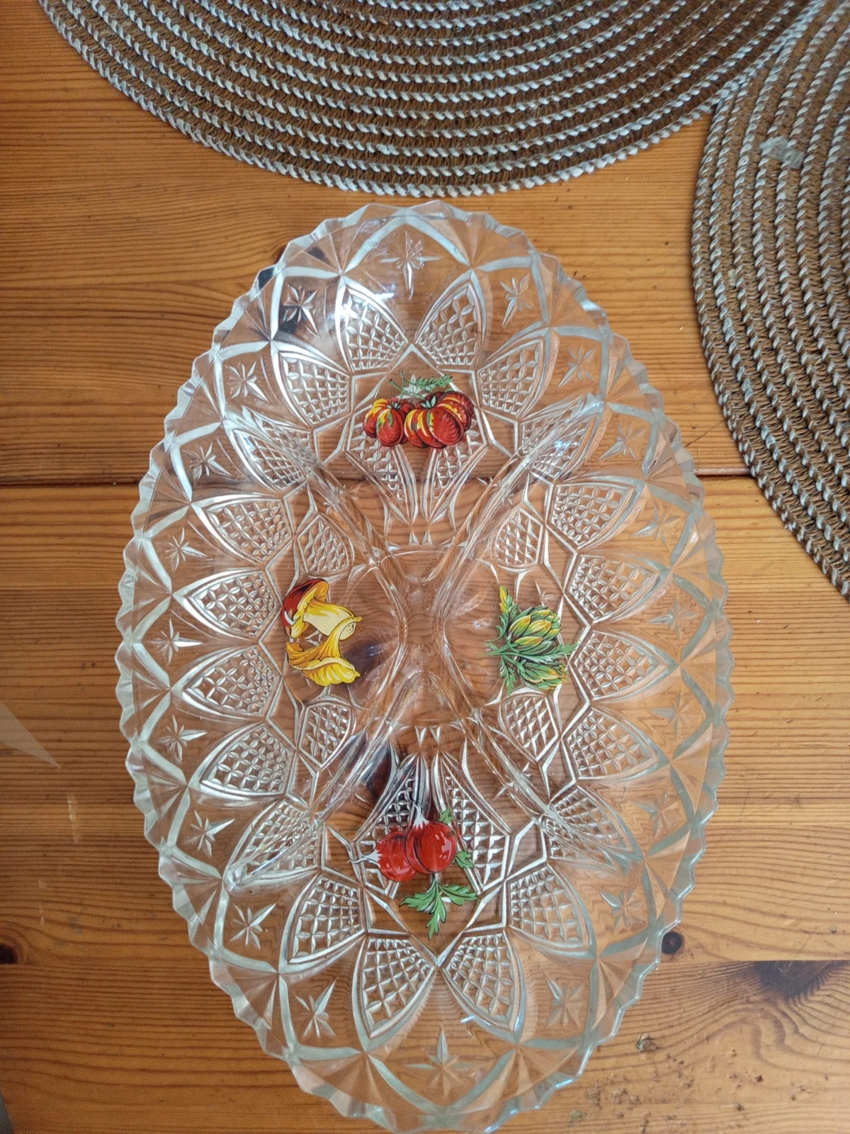 Plat apéritif compartimenté vintage verre ciselé années 70 4