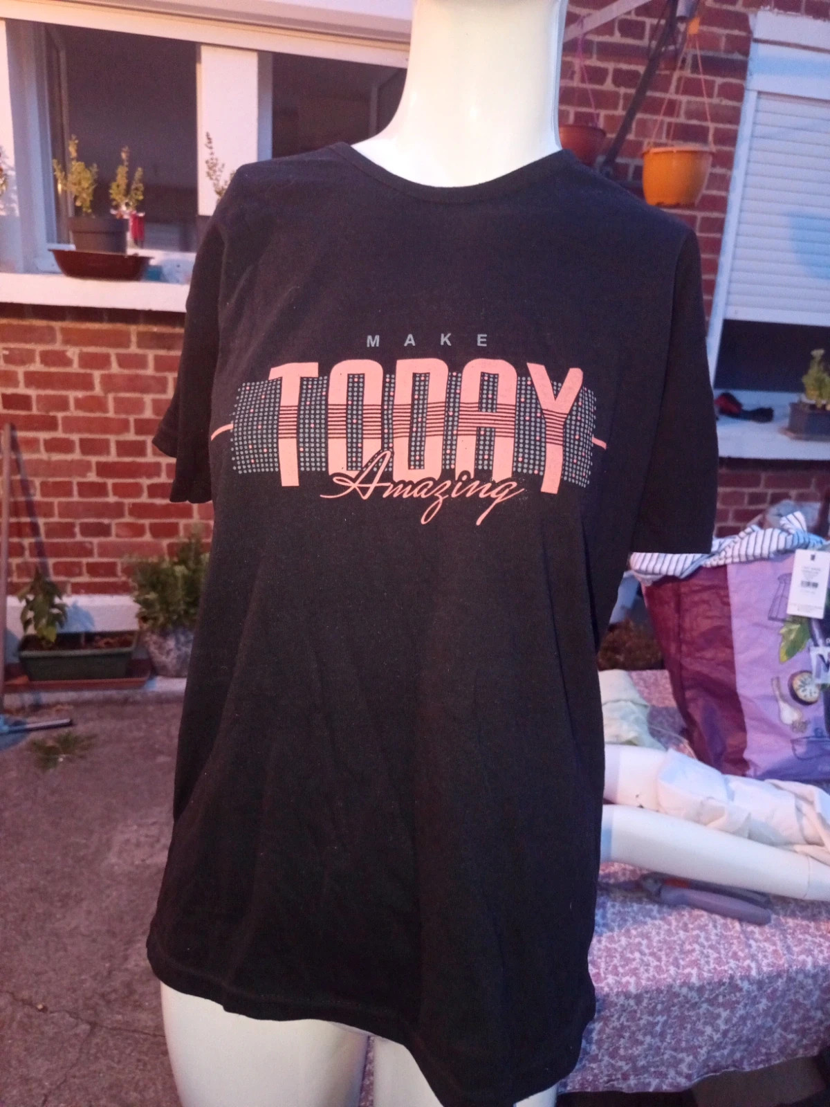 T-shirt noir graphique "Make Today Amazing" – Fashion – taille L / 40 / 12