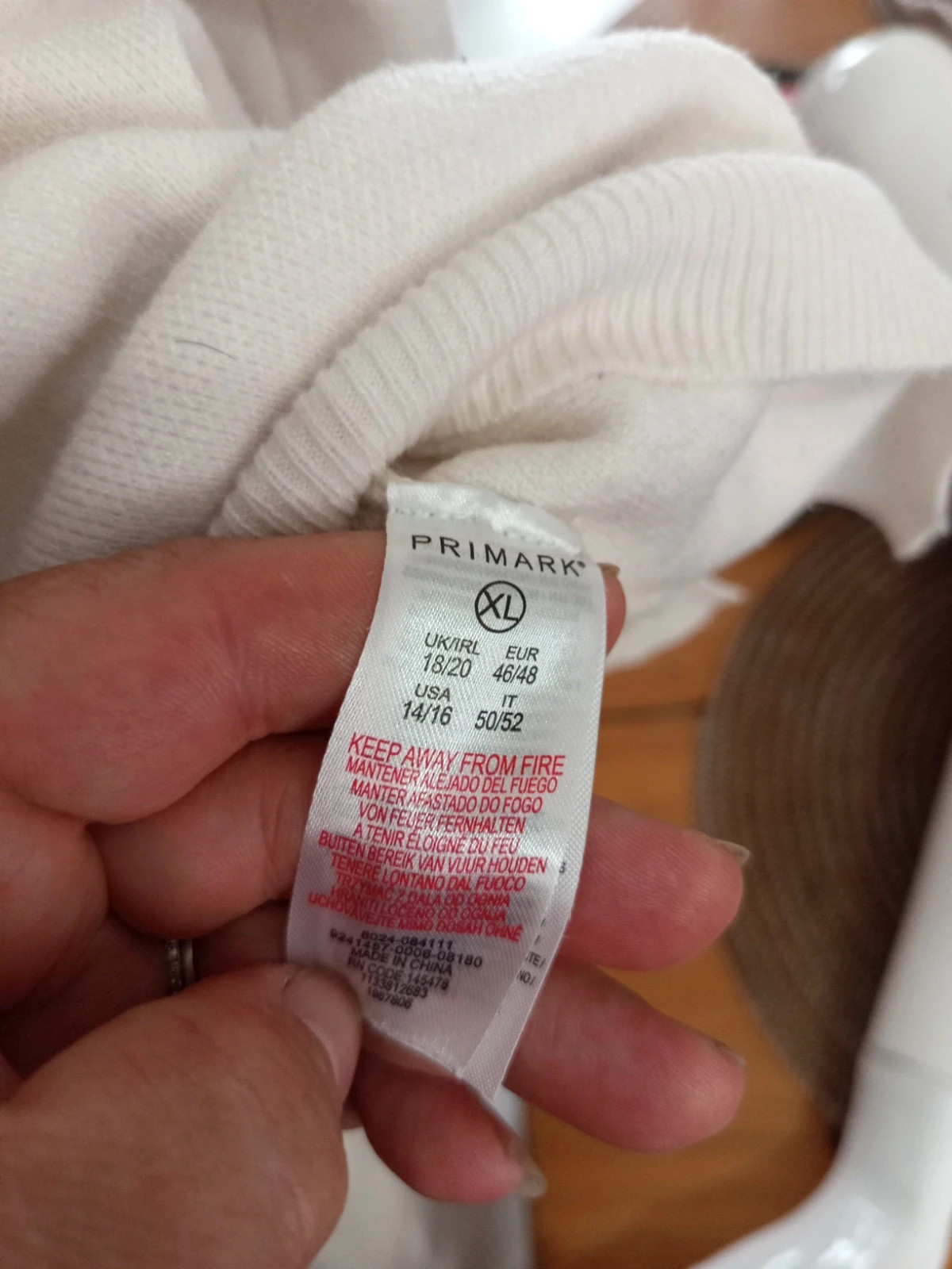 Pull doudou d'intérieur Primark écru – – Primark – taille XL / 42 / 14 4