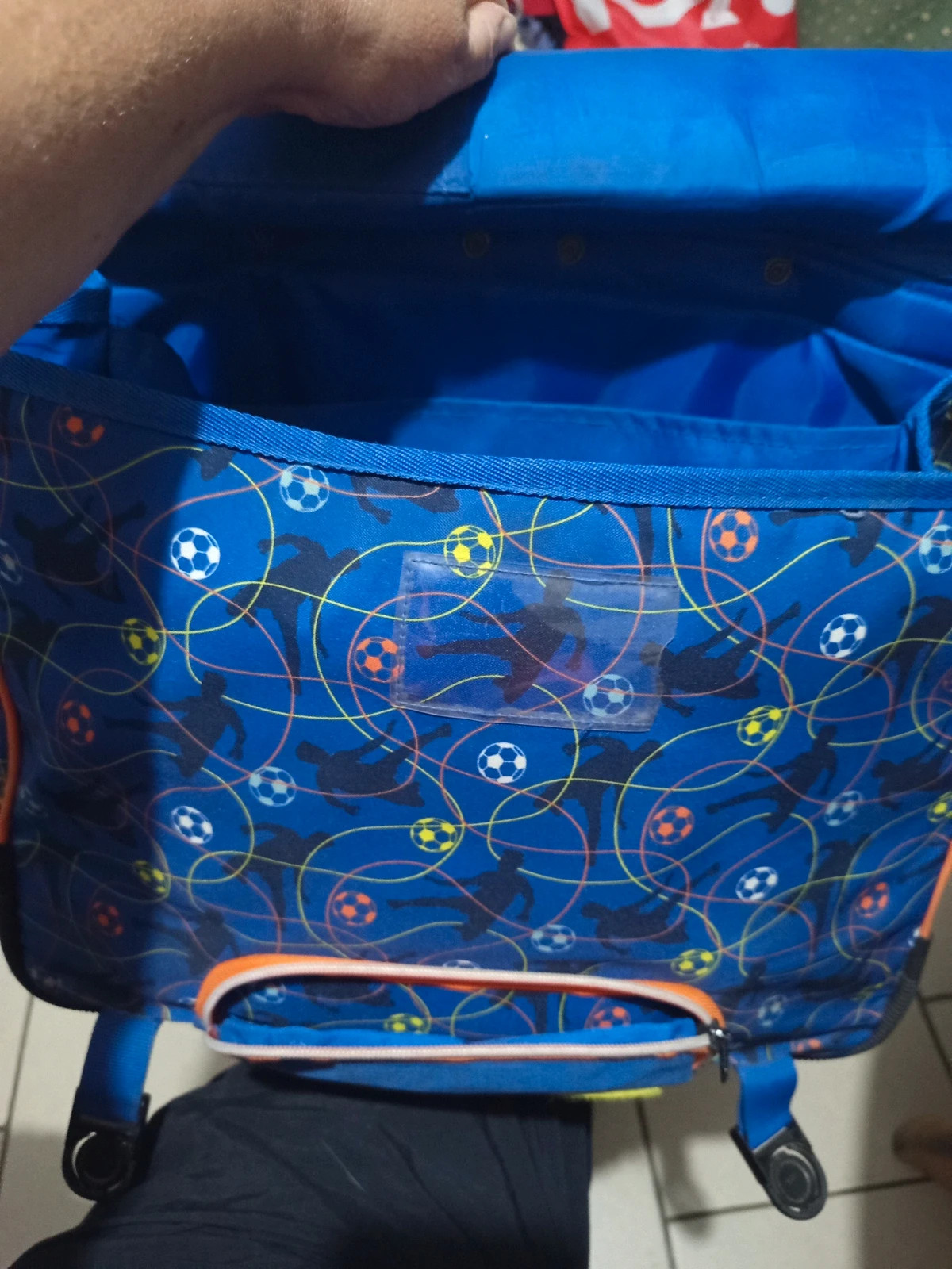 cartable à roulettes football - idéal Petit budget (à restaurer) – Auchan 4