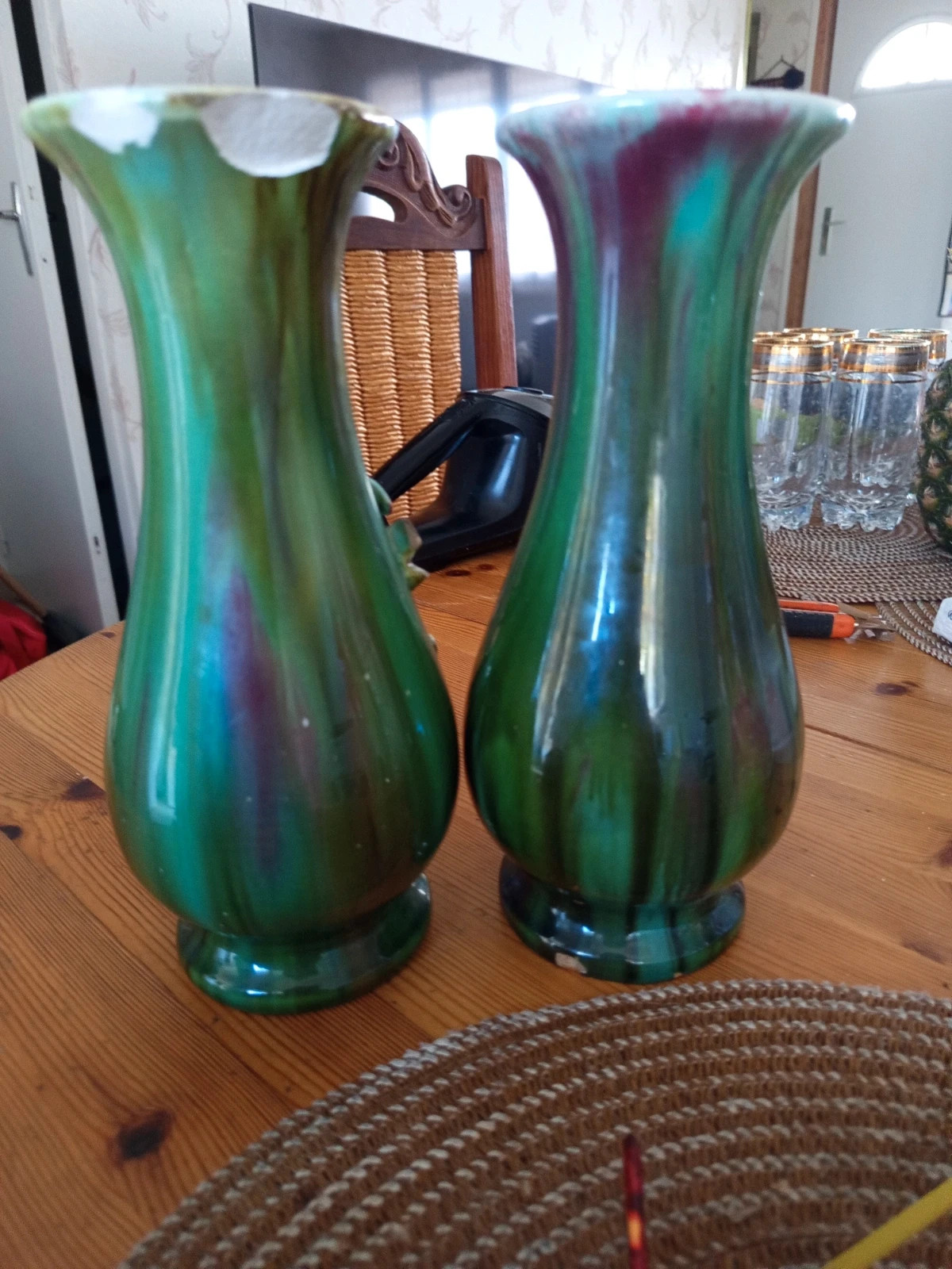 Rare Paire de Vases Anciens en Barbotine Art Nouveau n°366 - Décoration / À restaurer – Vintage 4