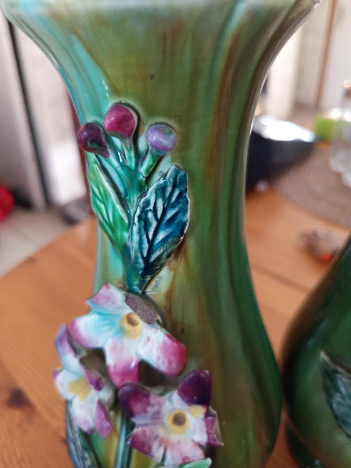 Rare Paire de Vases Anciens en Barbotine Art Nouveau n°366 - Décoration / À restaurer – Vintage 2