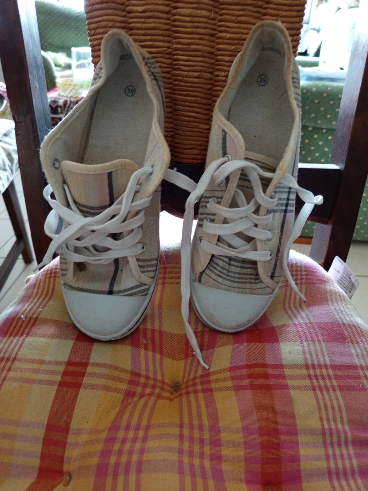 Basket basse femme – taille 39 2