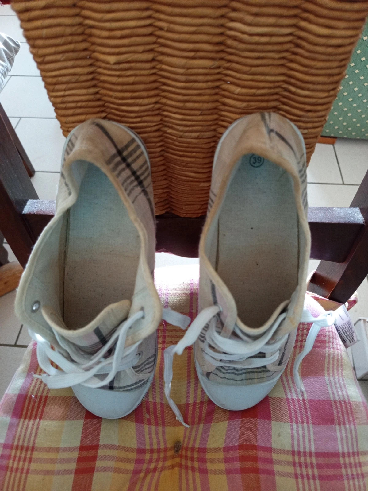Basket basse femme – taille 39 3