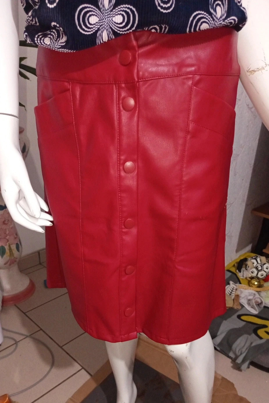 Jupe droite en simili-cuir rouge Blancheporte – Taille 42 – Blancheporte – taille L / 40 / 12 2