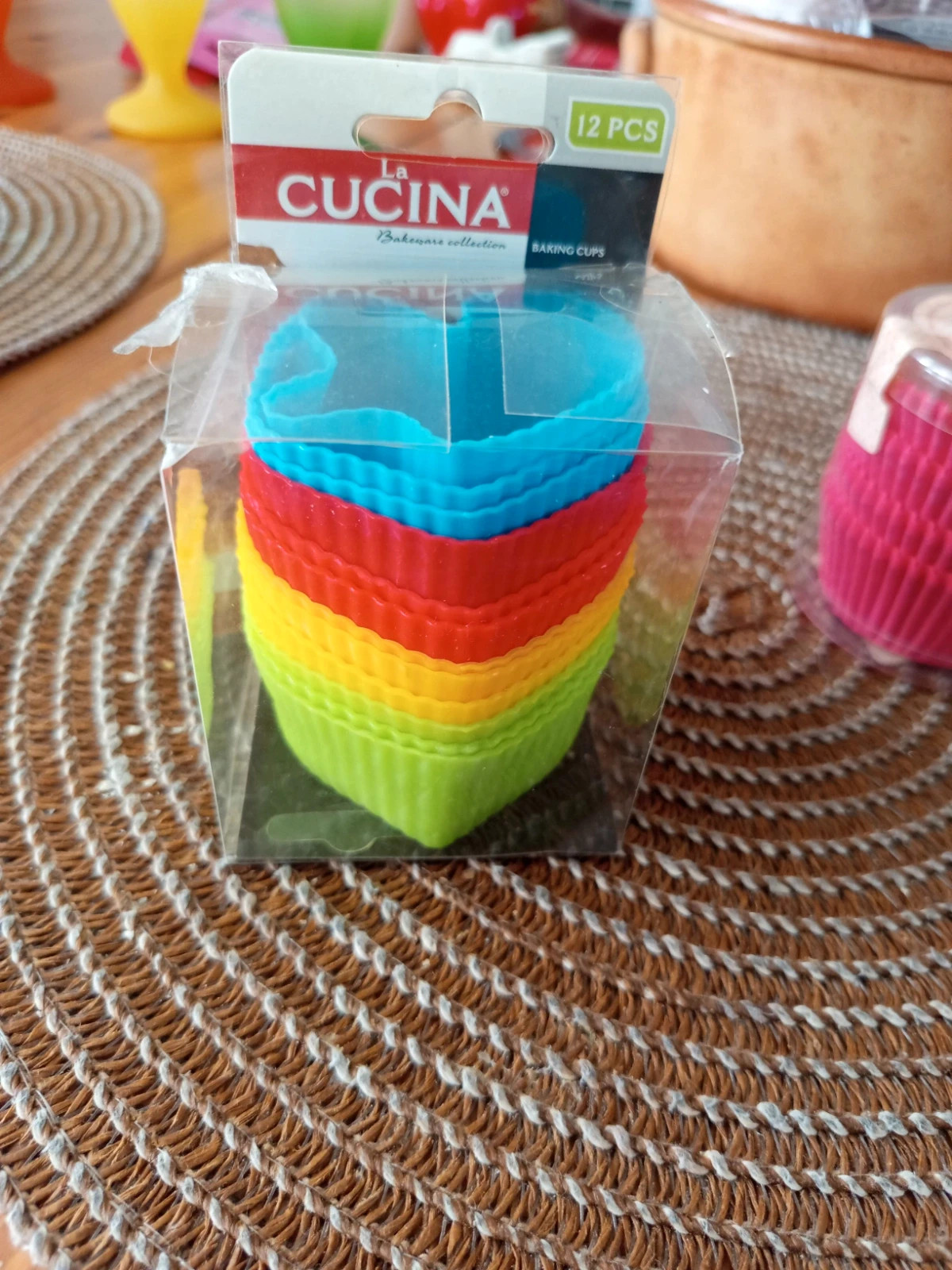 Lot pâtisserie et anniversaire : Moules silicone cœur, caissettes muffin et bougies Disney Planes 5
