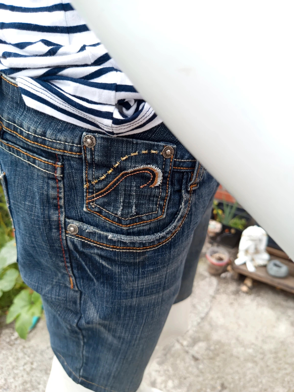 Bermuda en jean stretch brodé K-Star – Style Y2K – T42 – K-star – taille L / 40 / 12 3