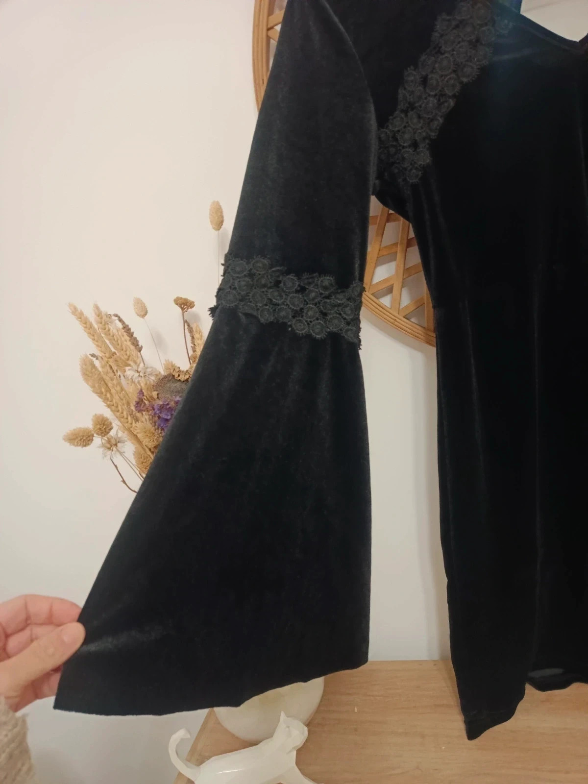 DODO Black Velvet Dress Gothic Lace Sleeves Robe Velours Noir Vestido Terciopelo M – DoDo – taille M / 38 / 10 4