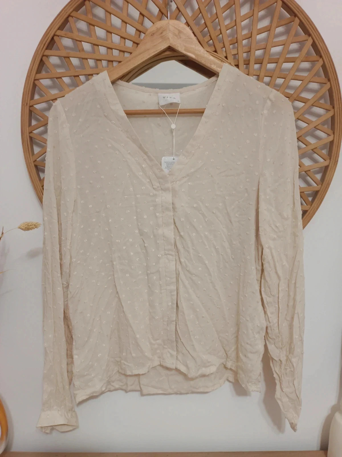 Blusa nueva beige de manga larga con efecto plumeti en relieve, XS-S – Vila – taille S / 36 / 8 2