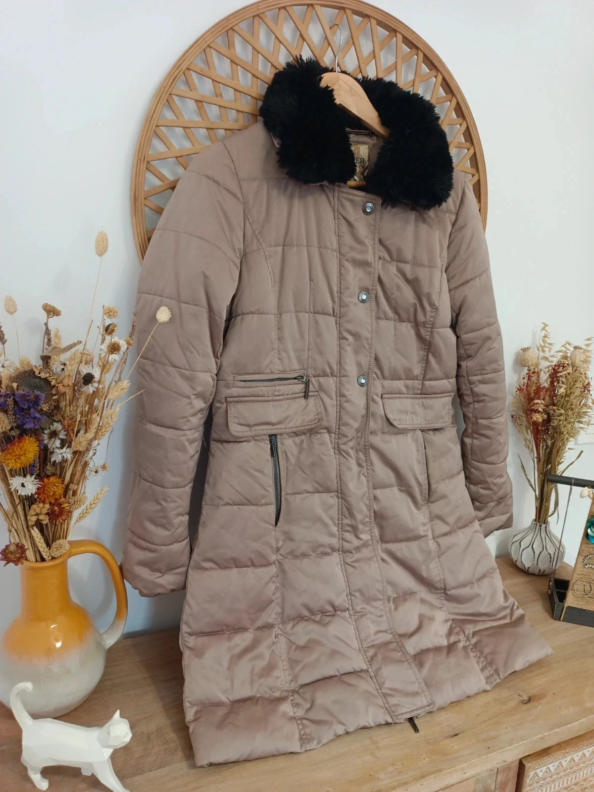 Abrigo acolchado con cuello negro de pelo, Rever Mile, talla 38-40 – Rever Mile – taille S / 36 / 8 3
