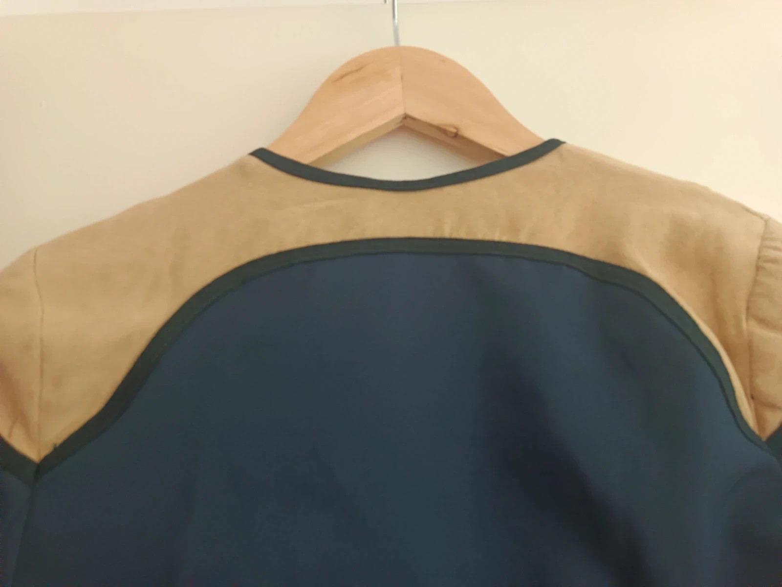Chaqueta abierta azul marino con beige en tipo ante, talla S – Indikah – taille S / 36 / 8 5