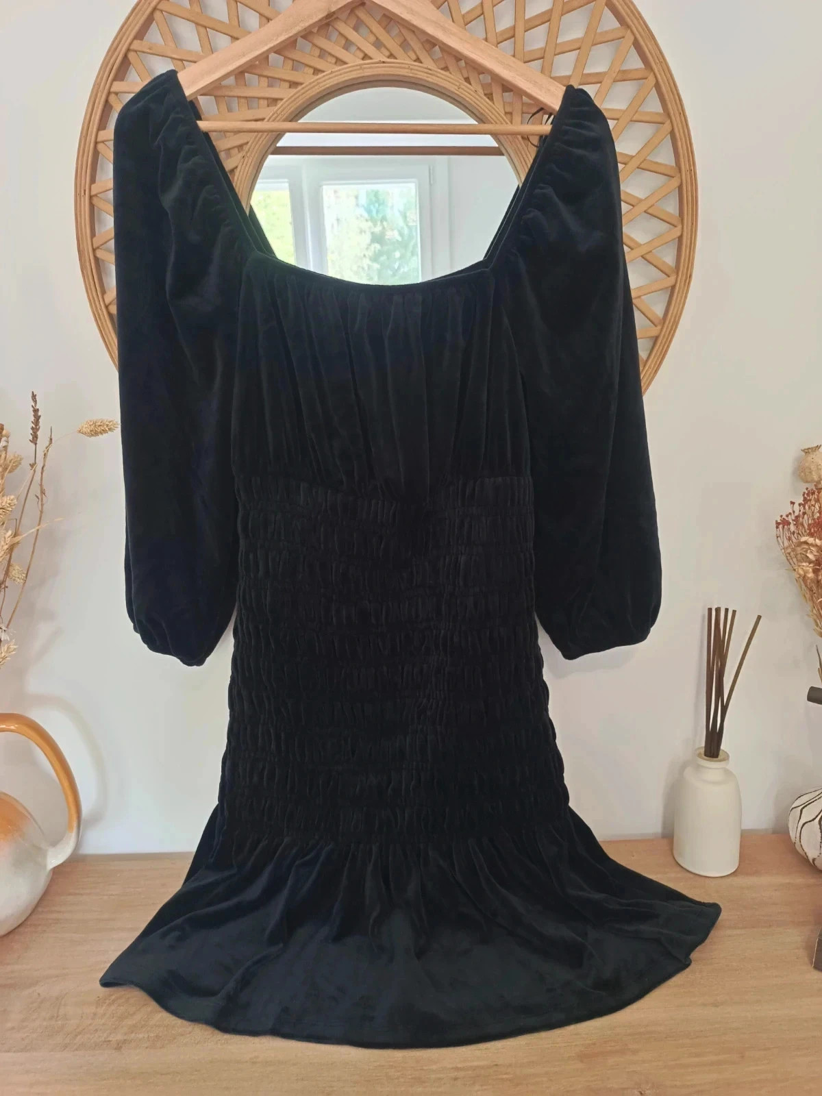 Vestido corto negro terciopelo PIECES mangas abullonadas Talla M – Pieces – taille M / 38 / 10 2
