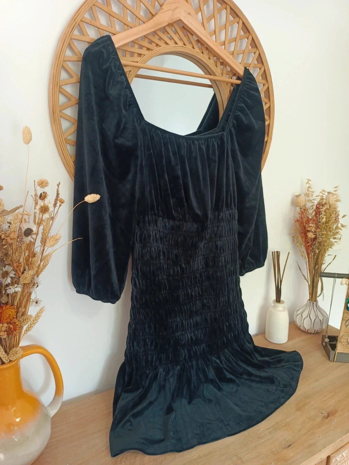 Vestido corto negro terciopelo PIECES mangas abullonadas Talla M – Pieces – taille M / 38 / 10 3
