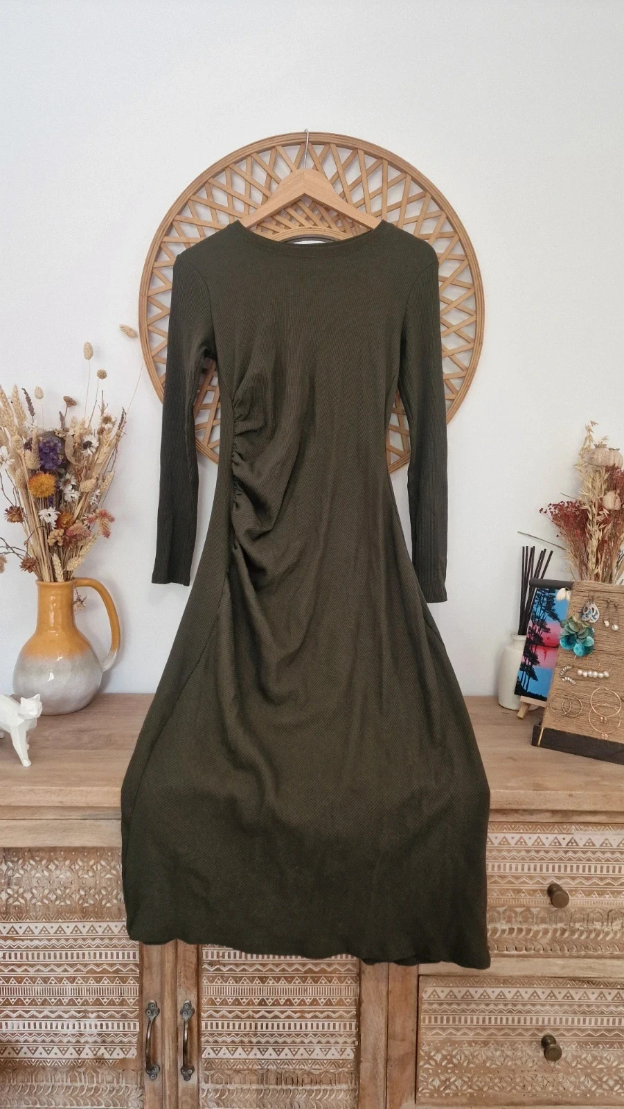 Vestido midi Zara verde caqui fruncido lateral manga larga talla S – Zara – taille S / 36 / 8