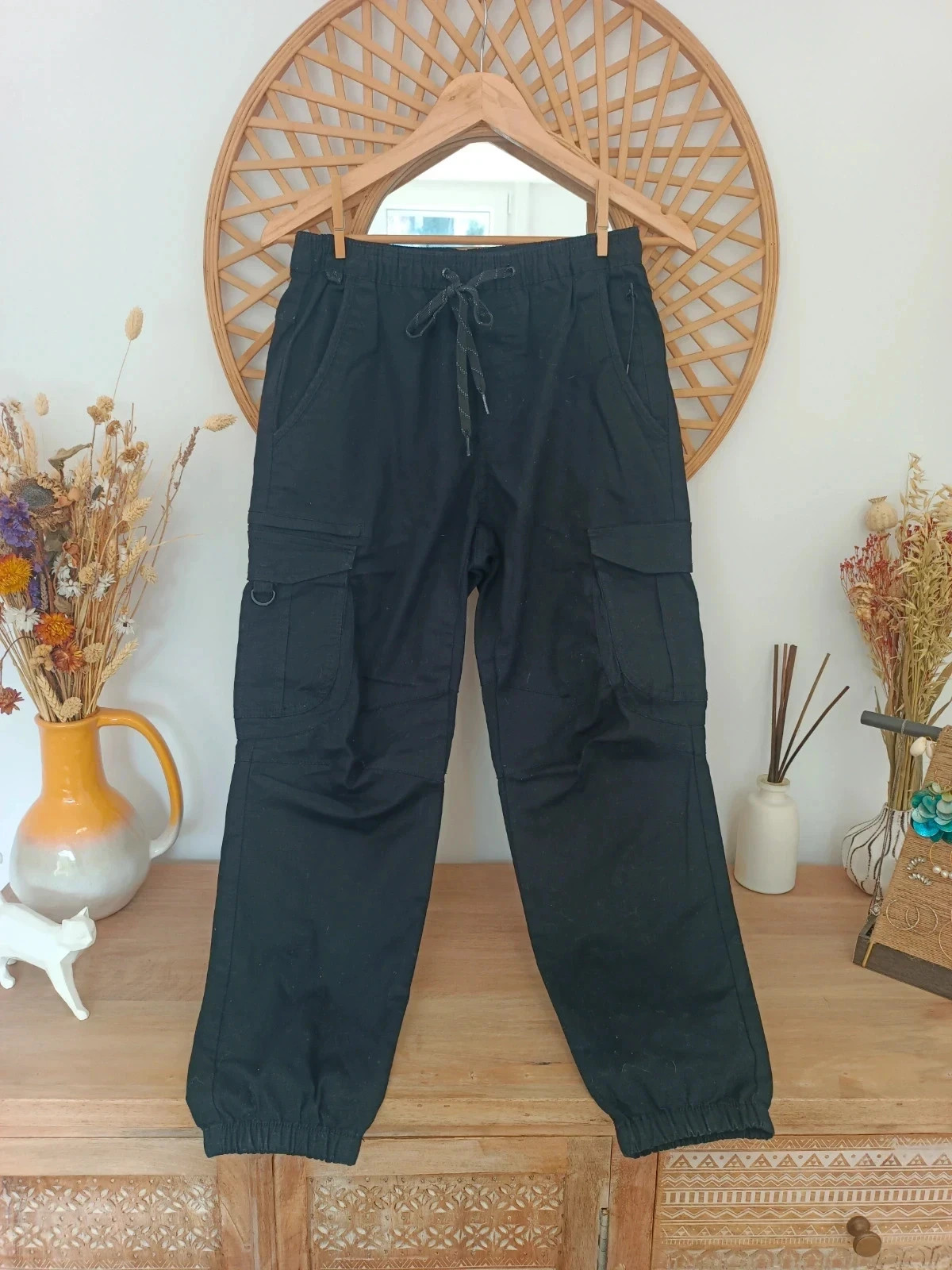 Pantalón cargo negro de hombre Pull&Bear, talla S (30). – Pull & Bear – taille S 2