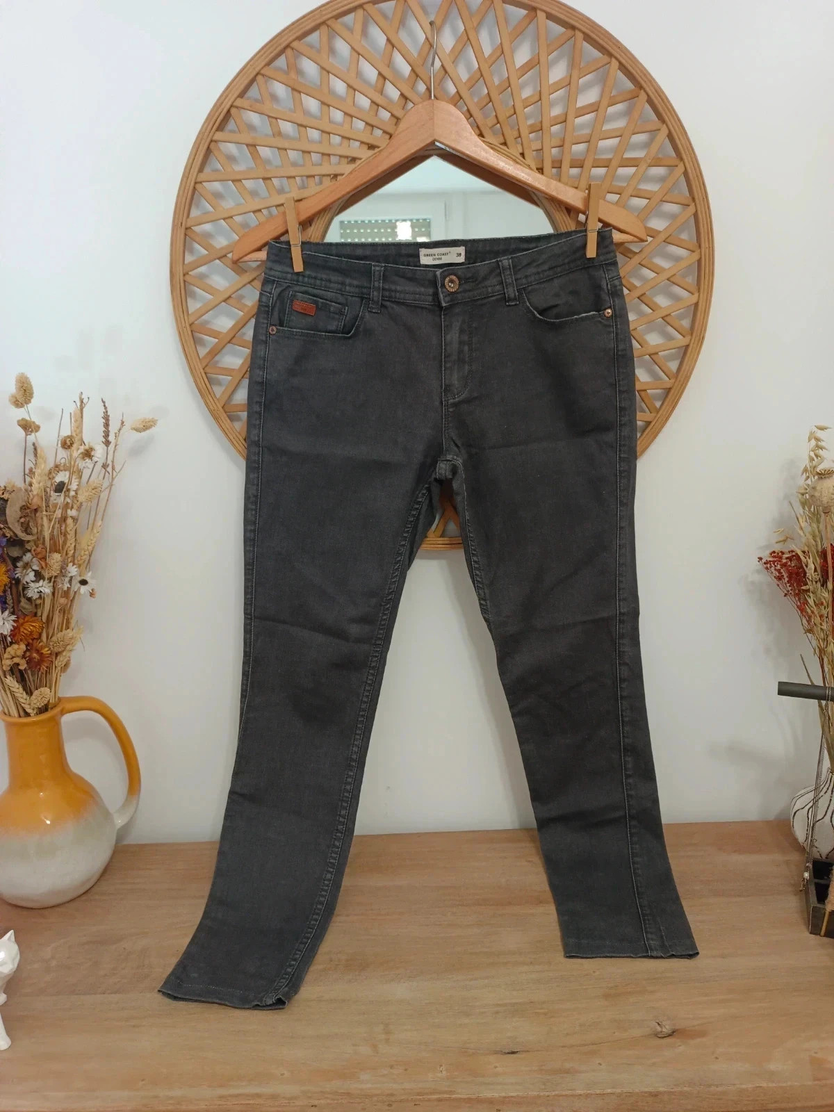 Pantalón pitillo gris oscuro con corte recto y estilo clasico, Green Coast, talla 38 – Green Coast – taille M / 38 / 10