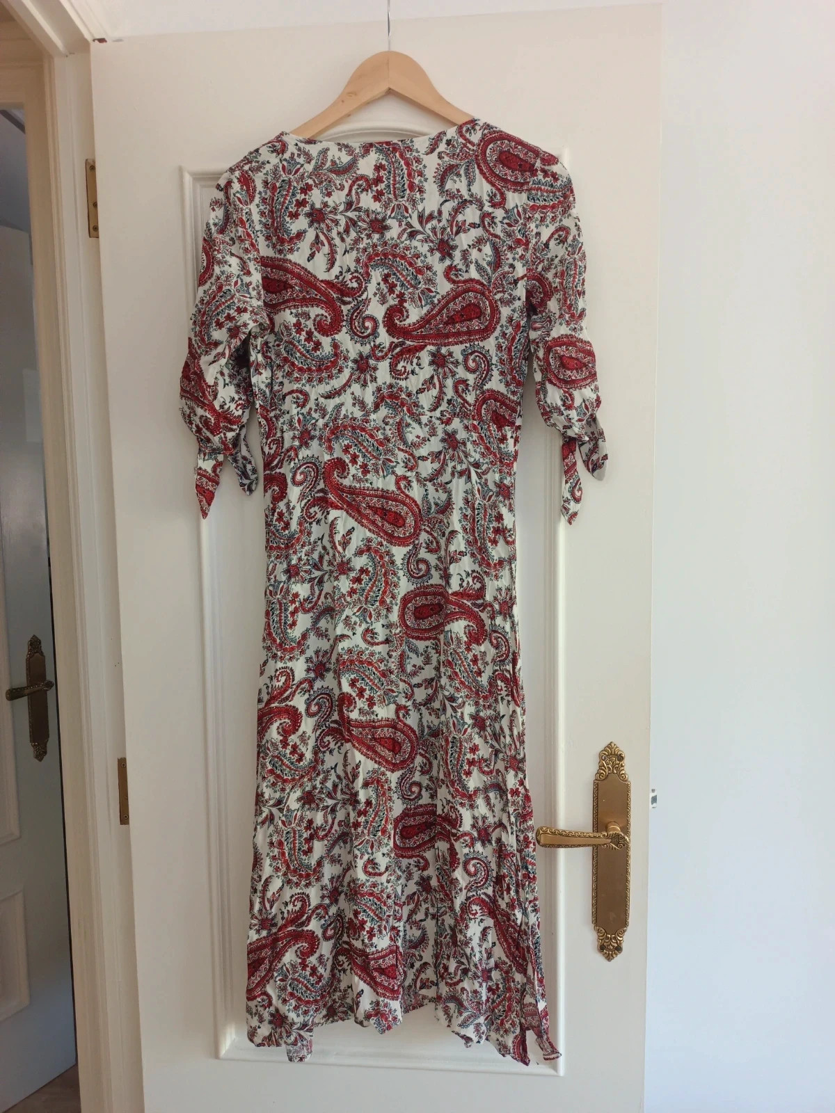 Vestido fluido estampado paisley rojo blanco botones manga lazada boho verano – Mango – taille S / 36 / 8 5