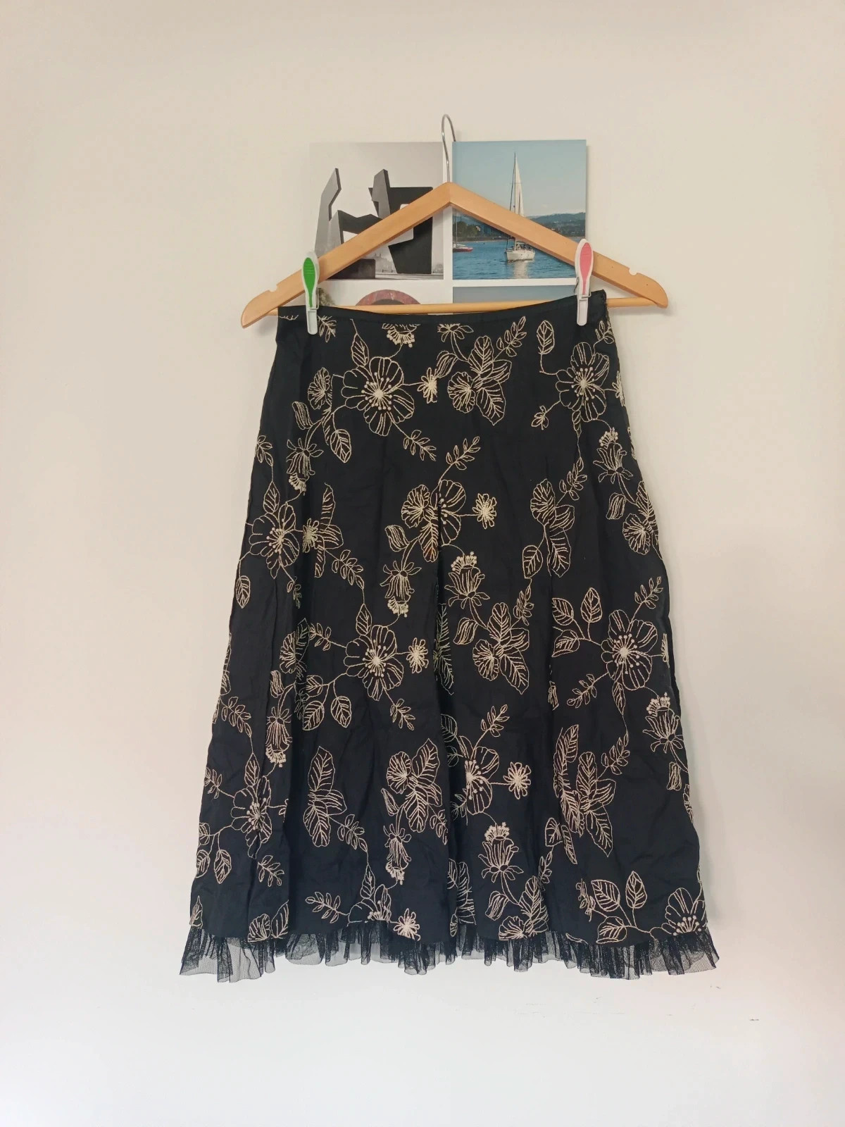 Falda midi Guerral bordada negra 100% algodón tul T40 | Embroidered midi skirt | Jupe midi brodée