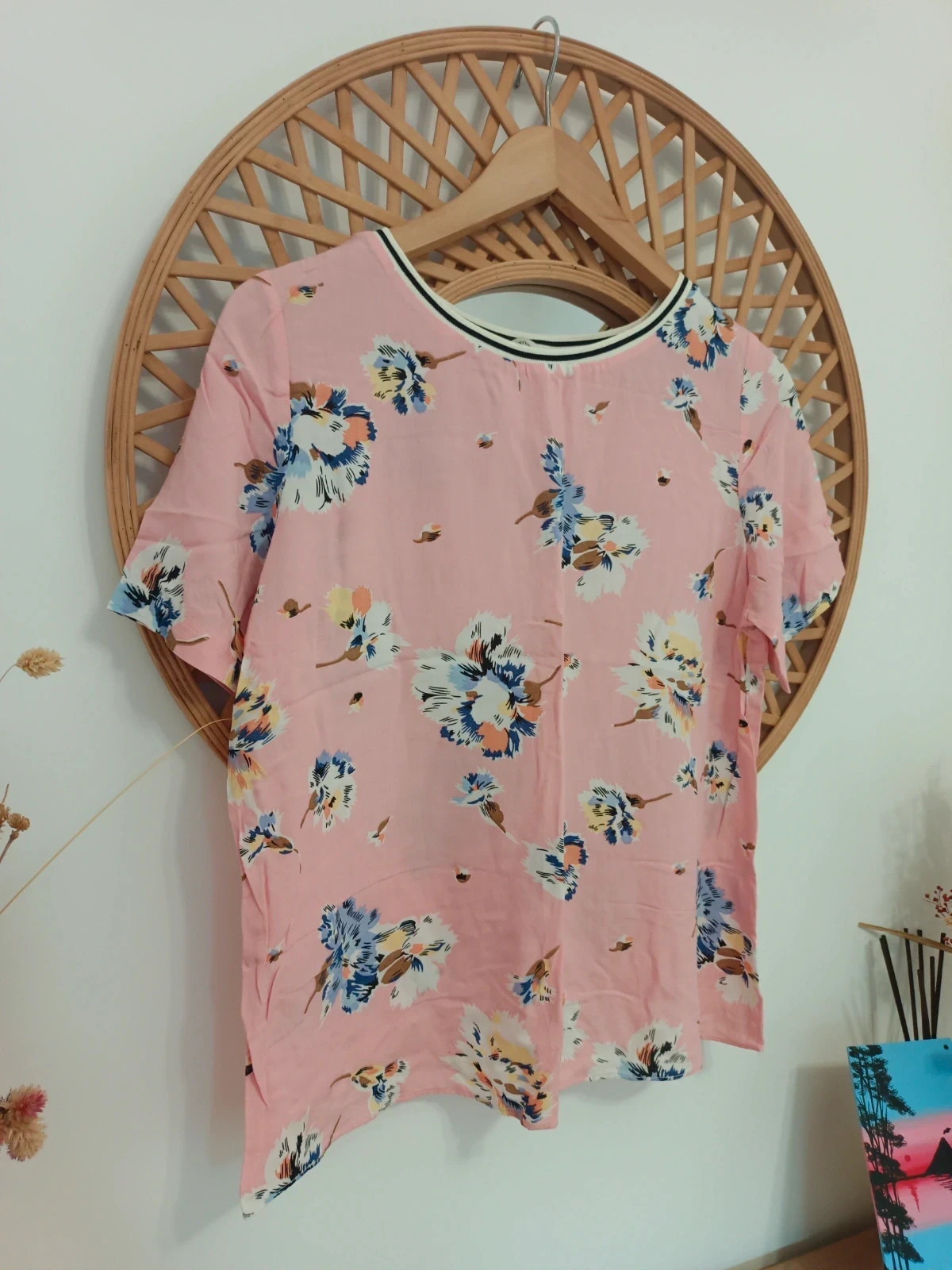 Blouse Fleurie Rose Daphnea Paris Floral Top Camicetta Romantique Rayonne Talla L – Daphnea – taille L / 40 / 12 3