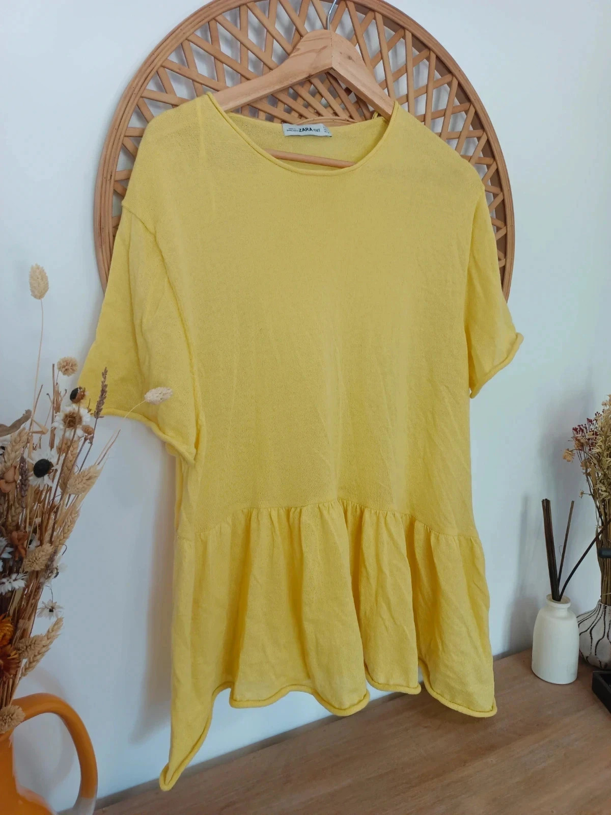 Camiseta asimétrica con volante amarilla, Zara Knit, talla S – Zara Knit – taille S / 36 / 8 3