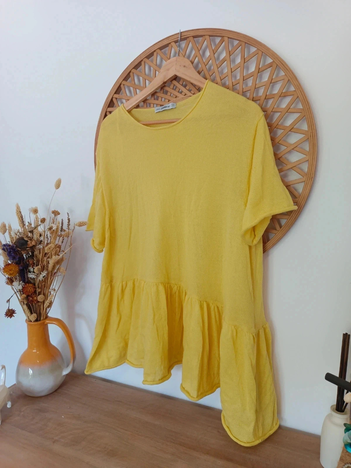 Camiseta asimétrica con volante amarilla, Zara Knit, talla S – Zara Knit – taille S / 36 / 8 4