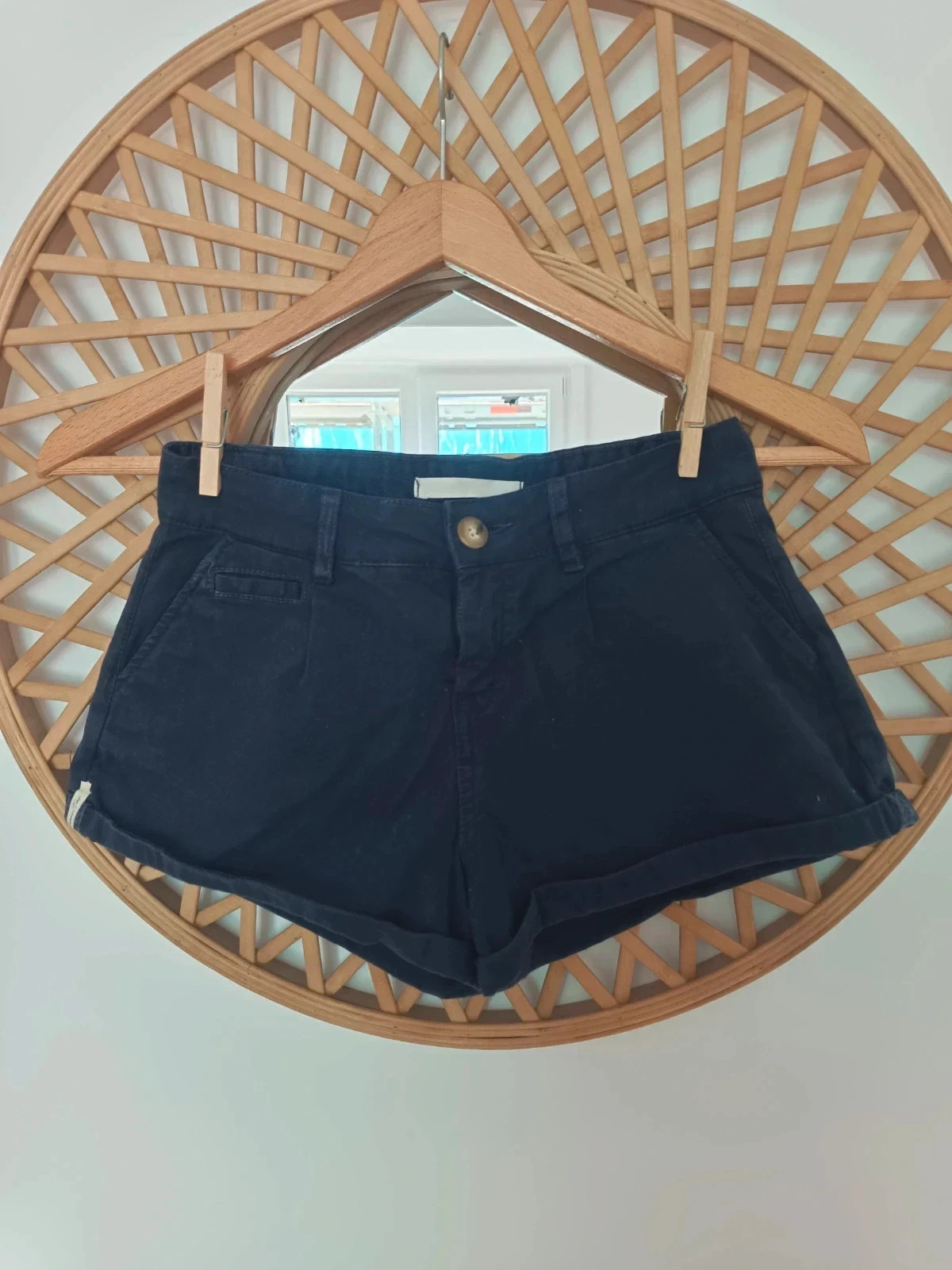 Shorts azul marino de algodón, estilo casual y cómodo, talla XS – Bershka – taille XS / 34 / 6 2