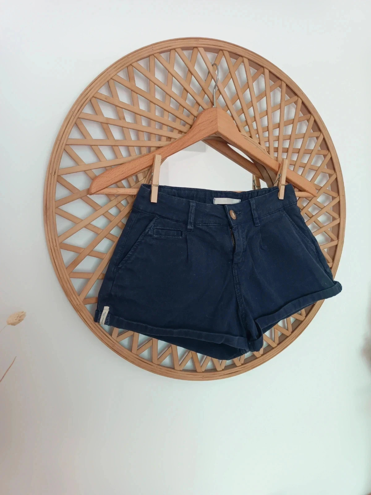 Shorts azul marino de algodón, estilo casual y cómodo, talla XS – Bershka – taille XS / 34 / 6 3