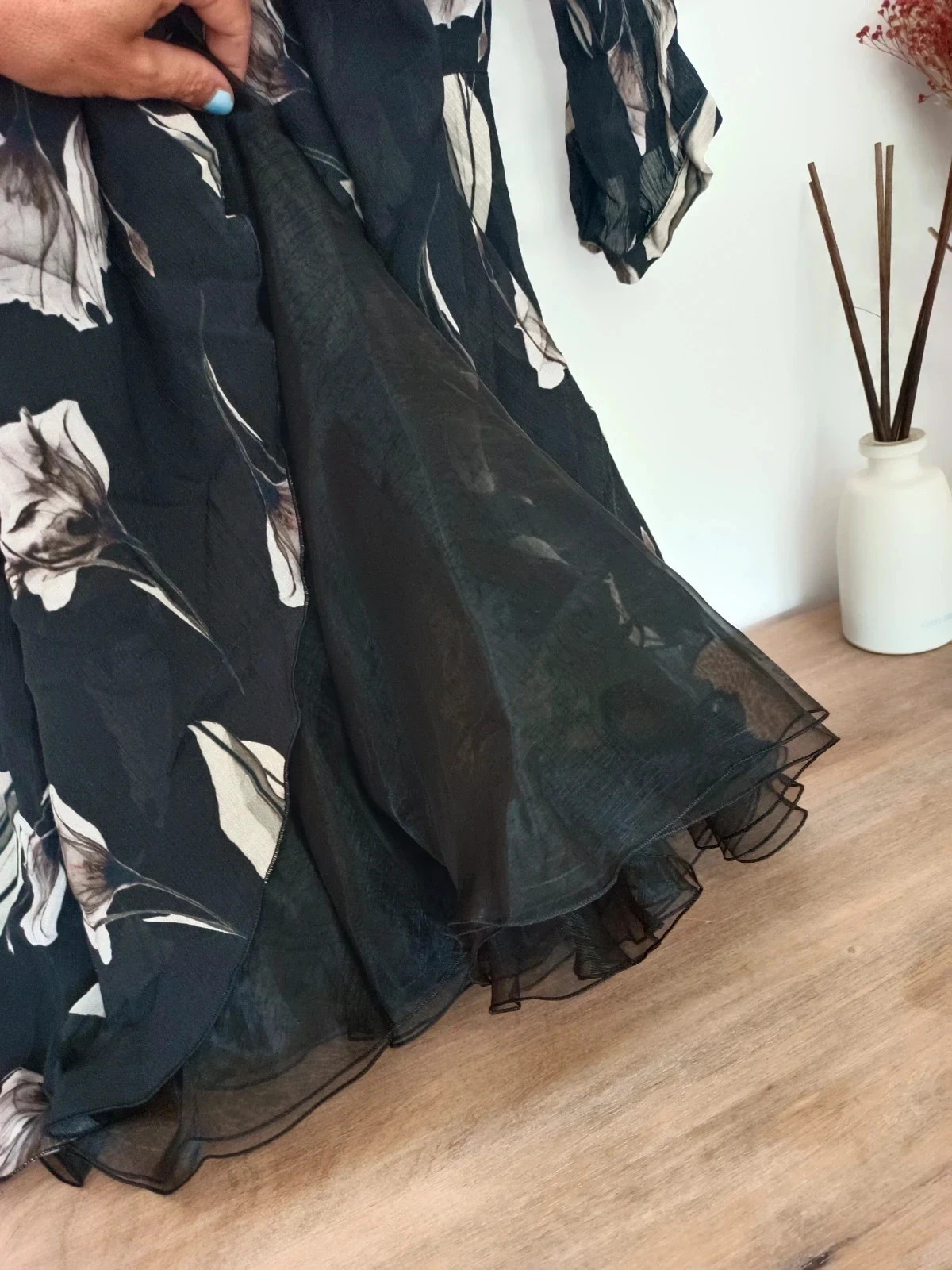 Vestido midi negro con estampado floral, marca Feleppa, talla 36 EU, precio original 210€ – Feleppa – taille S / 36 / 8 5