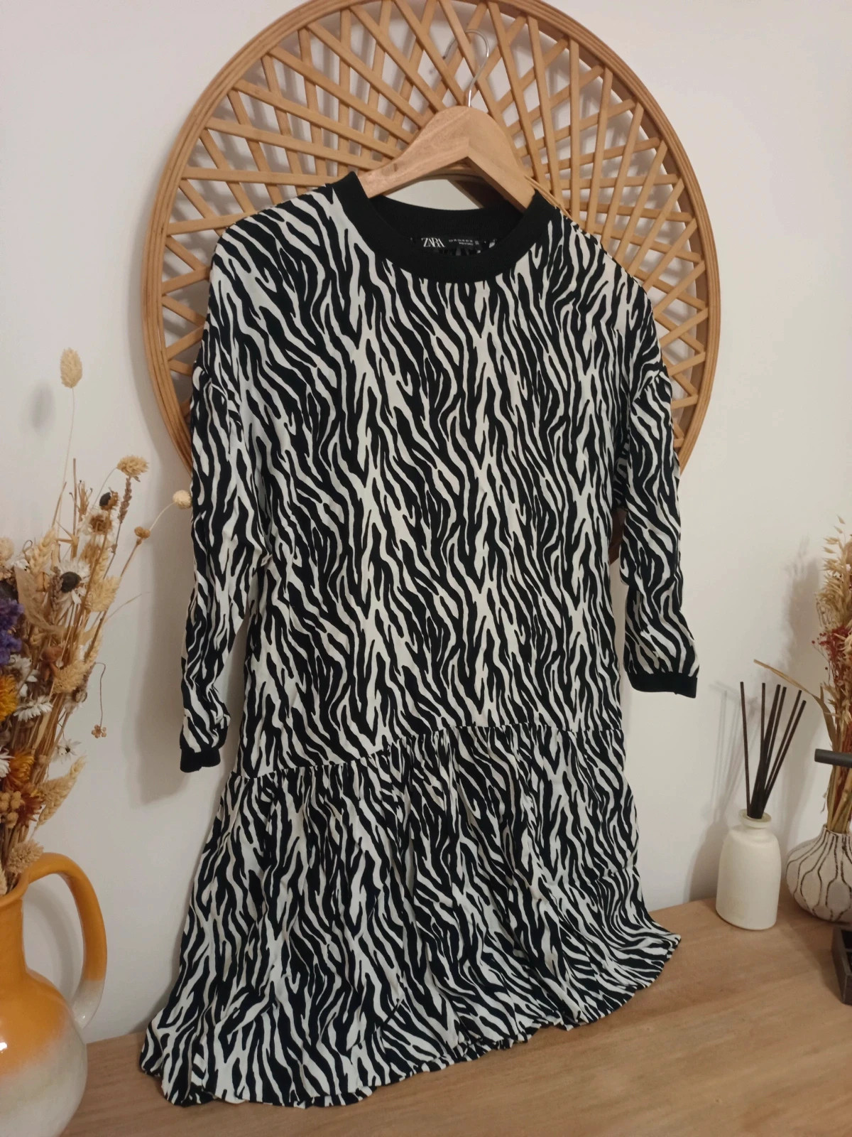 Vestido ZARA estampado cebra XS-S zebra print viscose dress – Zara – taille XS / 34 / 6 3