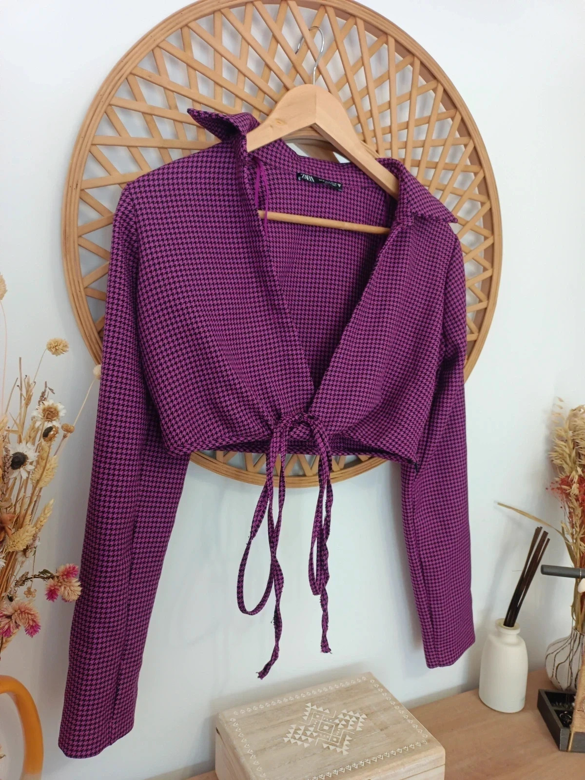 ZARA crop top pied-de-poule fucsia & noir/ decorative tie blouse / chic Parisian style / retro glam – Zara – taille M / 38 / 10 3
