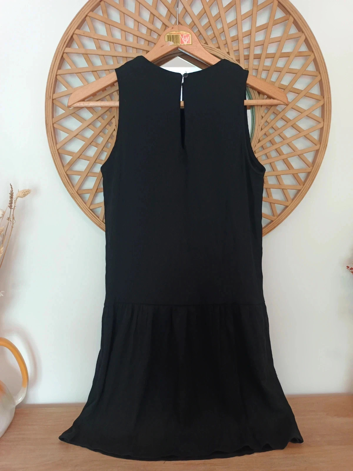 Vestido fluido de verano con apliques en la zona del cuello, Mango – Mango – taille XS / 34 / 6 5