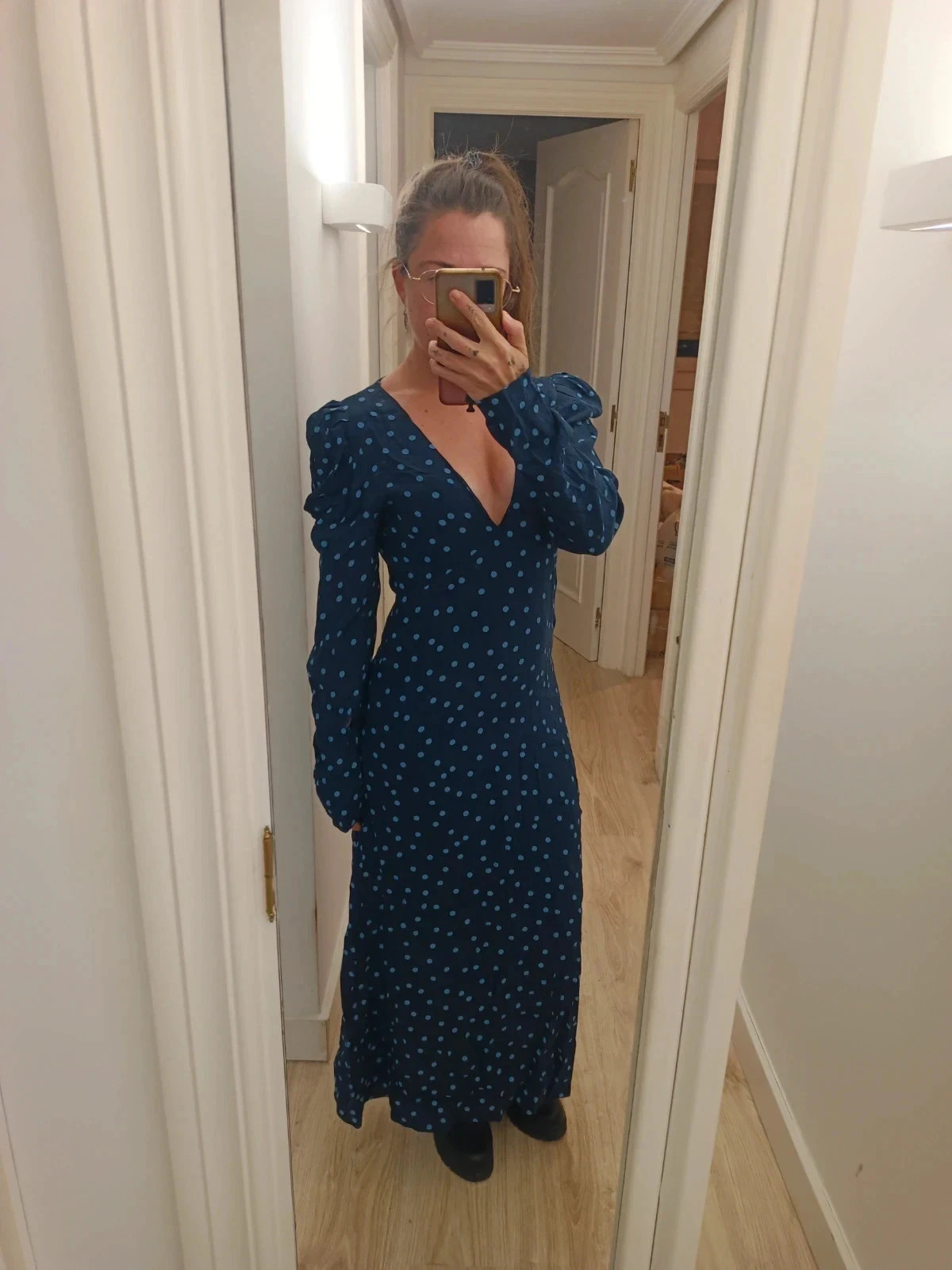 Vestido largo elegante azul marino con lunares celestes de ZARA – Zara Woman – taille S / 36 / 8 2