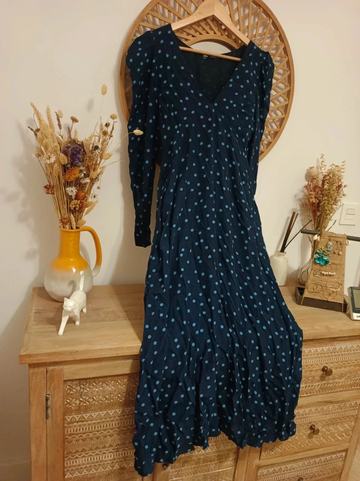 Vestido largo elegante azul marino con lunares celestes de ZARA – Zara Woman – taille S / 36 / 8 5