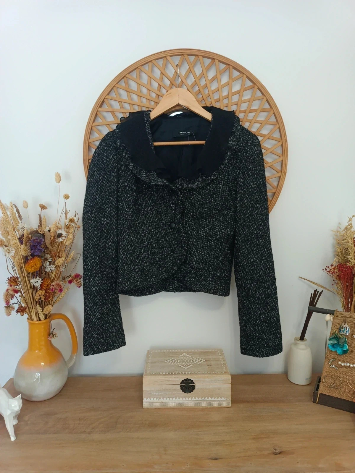 Taifun Collection cropped jacket / black textured tweed/elegant evening bolero/chic couture style