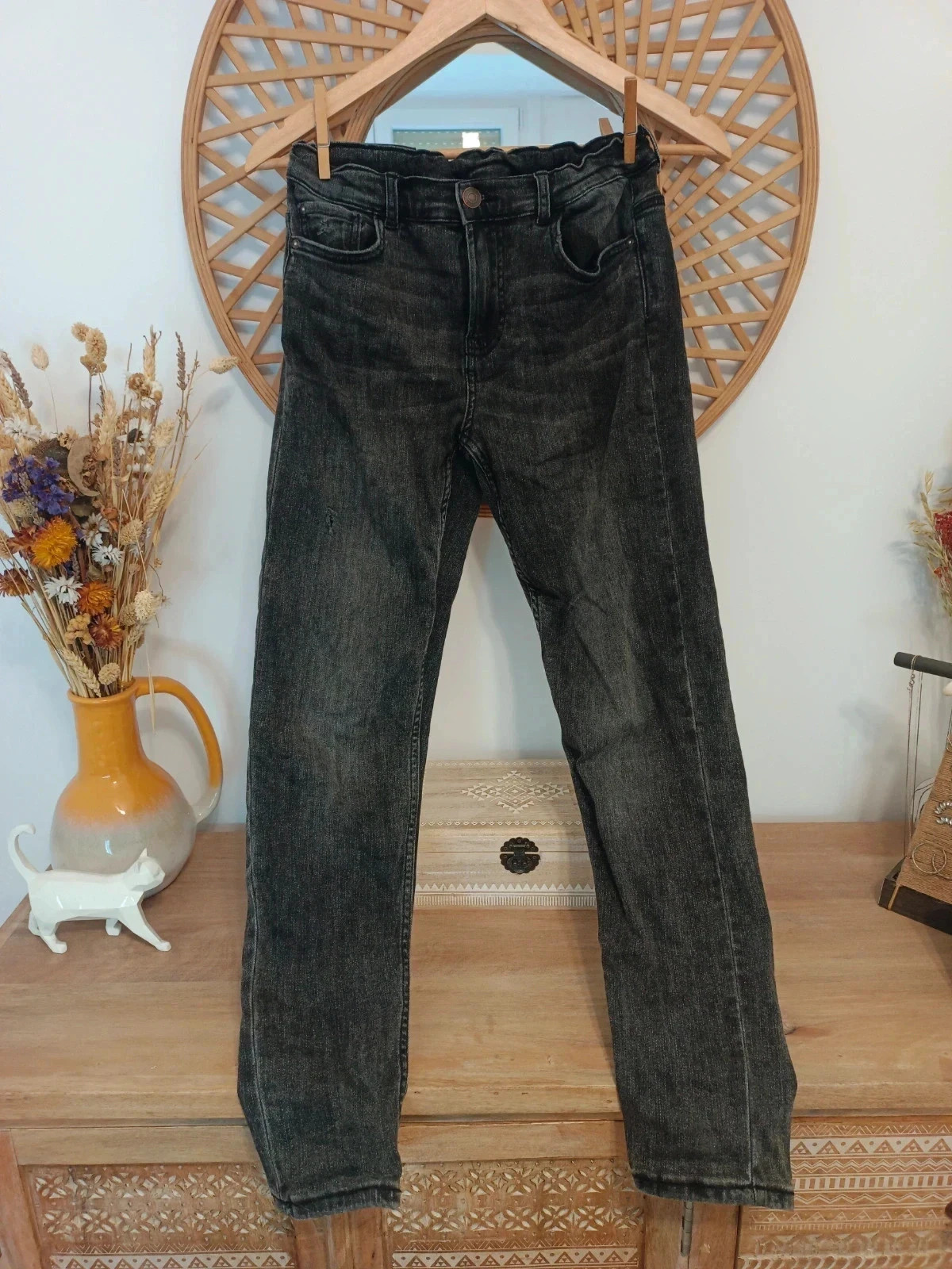 Pantalón Elastic Denim negro desgastado, ajuste elástico en la cintura de Zara – Zara – taille XS / 34 / 6