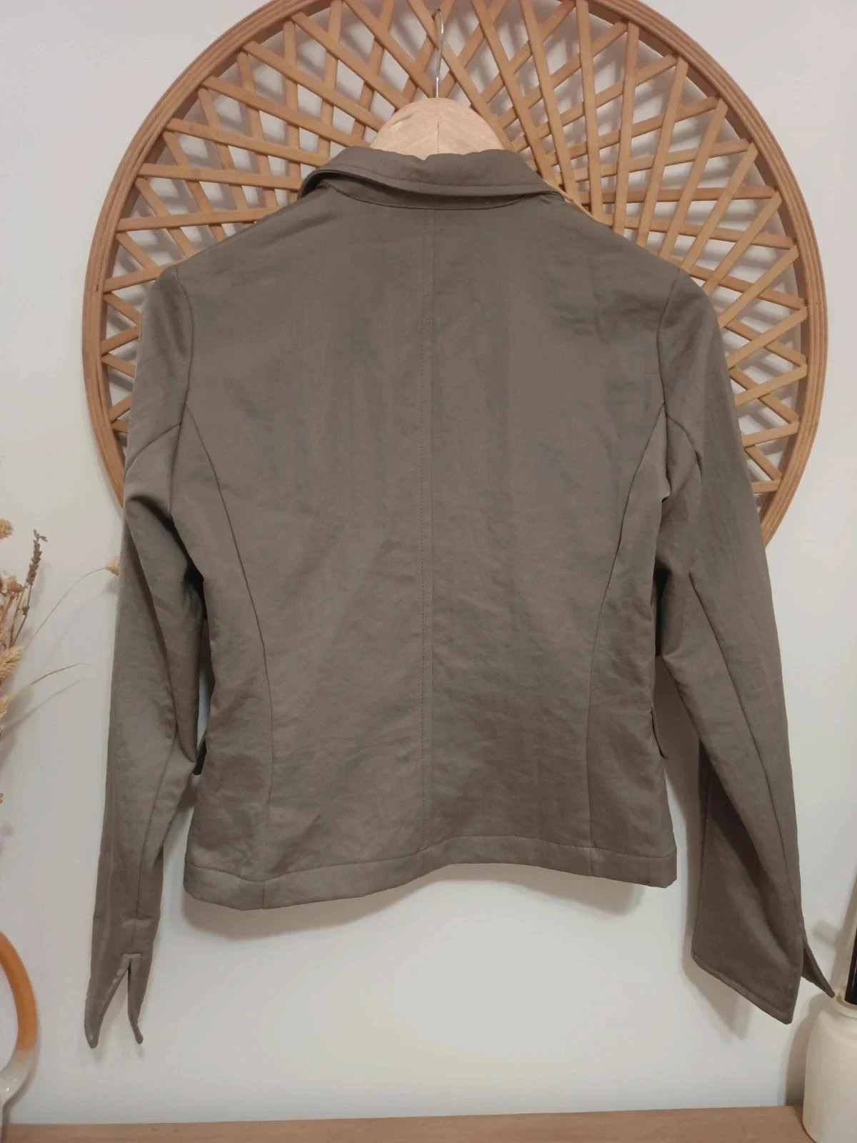 Cacharel satin blazer jacket taupe brillante elegante americana corta soirée – Cacharel – taille S / 36 / 8 4