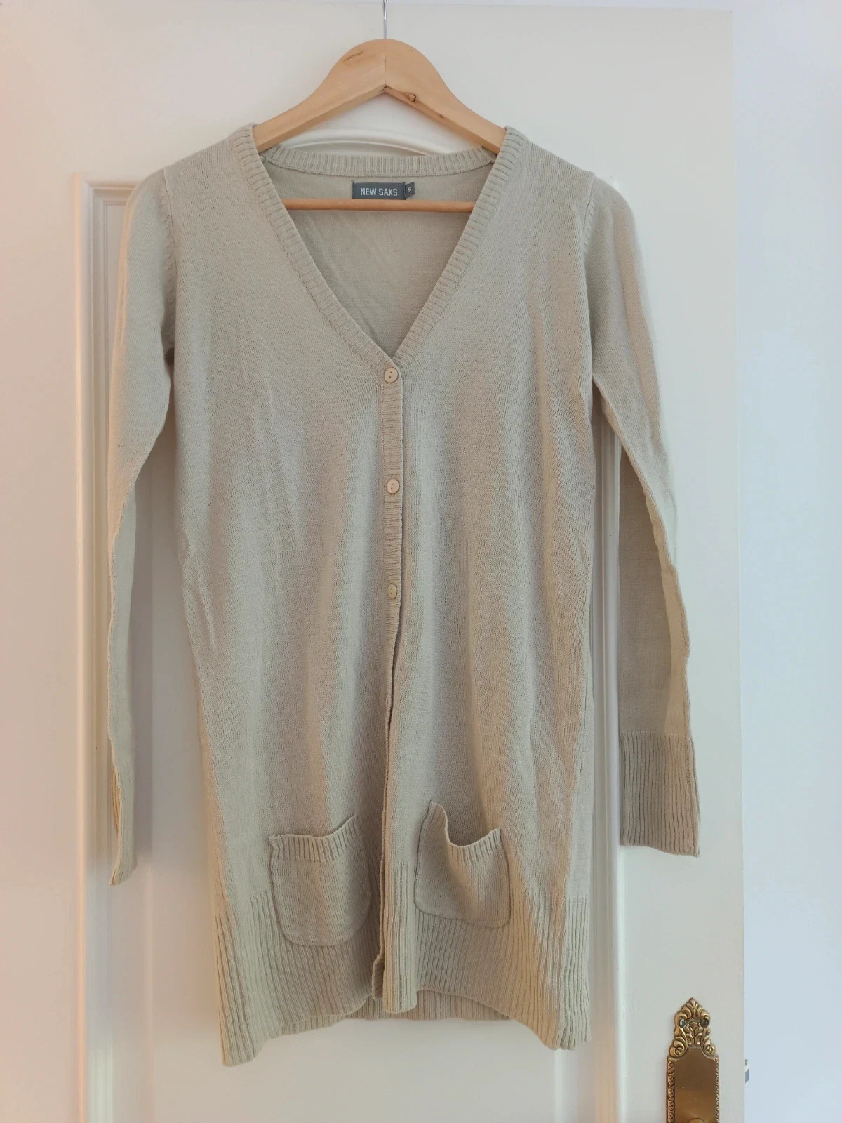 Cardigan beige New Saks S punto fino botones pockets soft knit chaqueta ligera – New Saks – taille S / 36 / 8 2