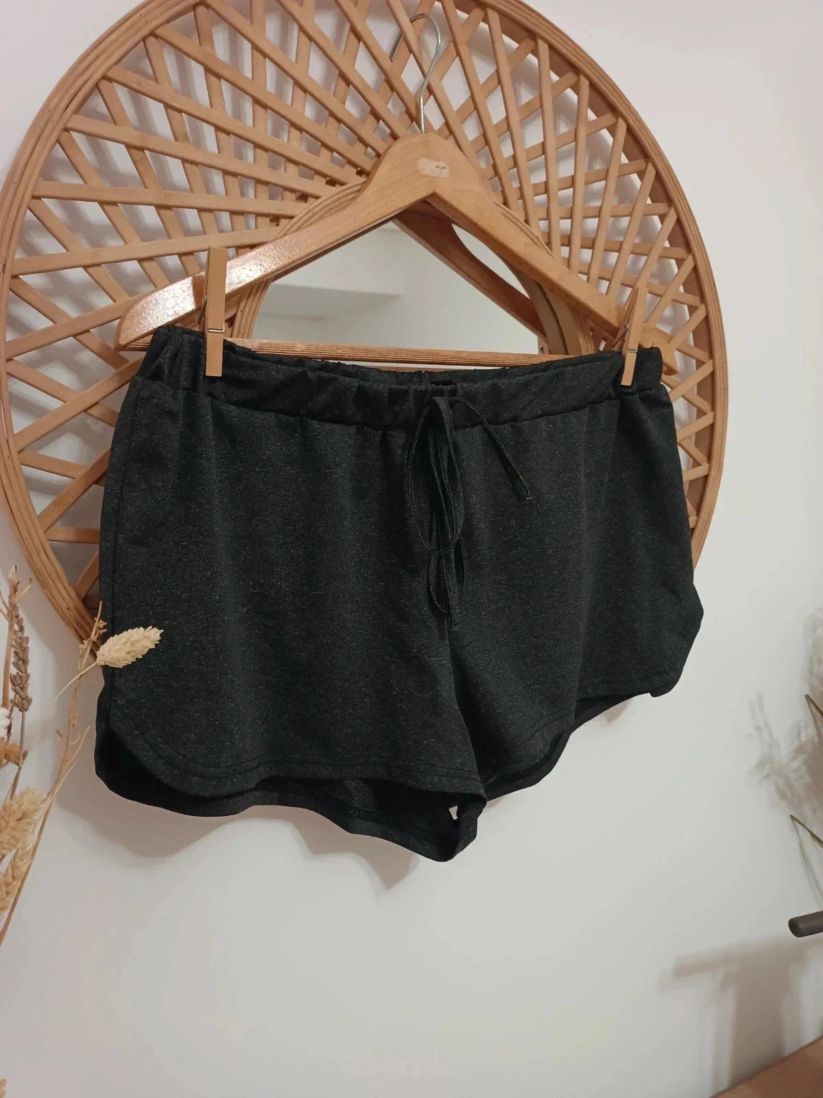 Mallas elásticas de deporte cortas, shorts gris oscuro – Shein – taille XL / 42 / 14 3