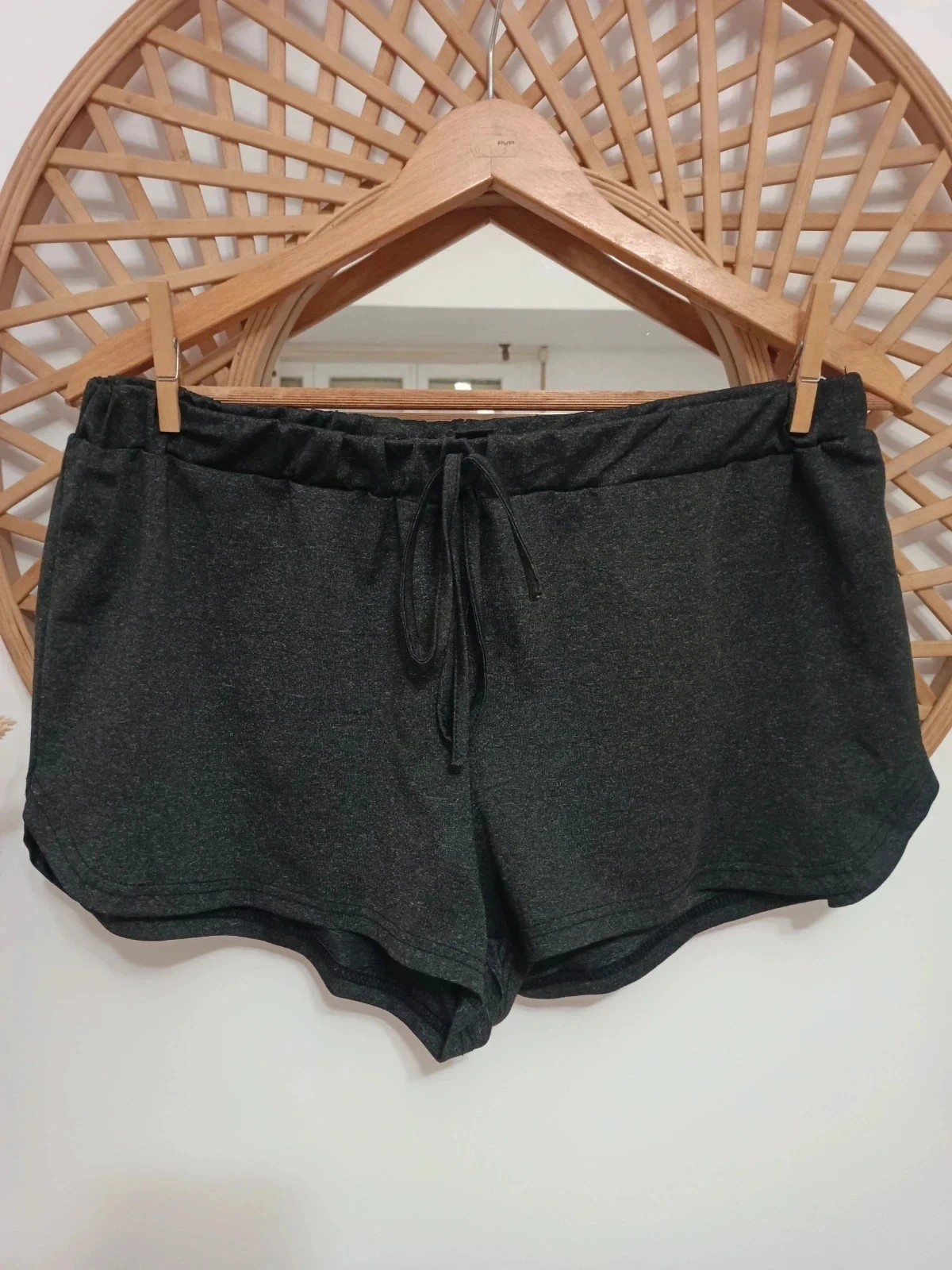 Mallas elásticas de deporte cortas, shorts gris oscuro – Shein – taille XL / 42 / 14 2