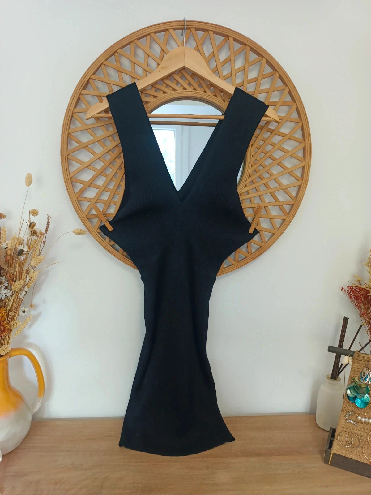 Vestido Golden Days Paris – black ribbed dress TU – vestido canalé escote profundo – Golden Days – taille Taille unique 2