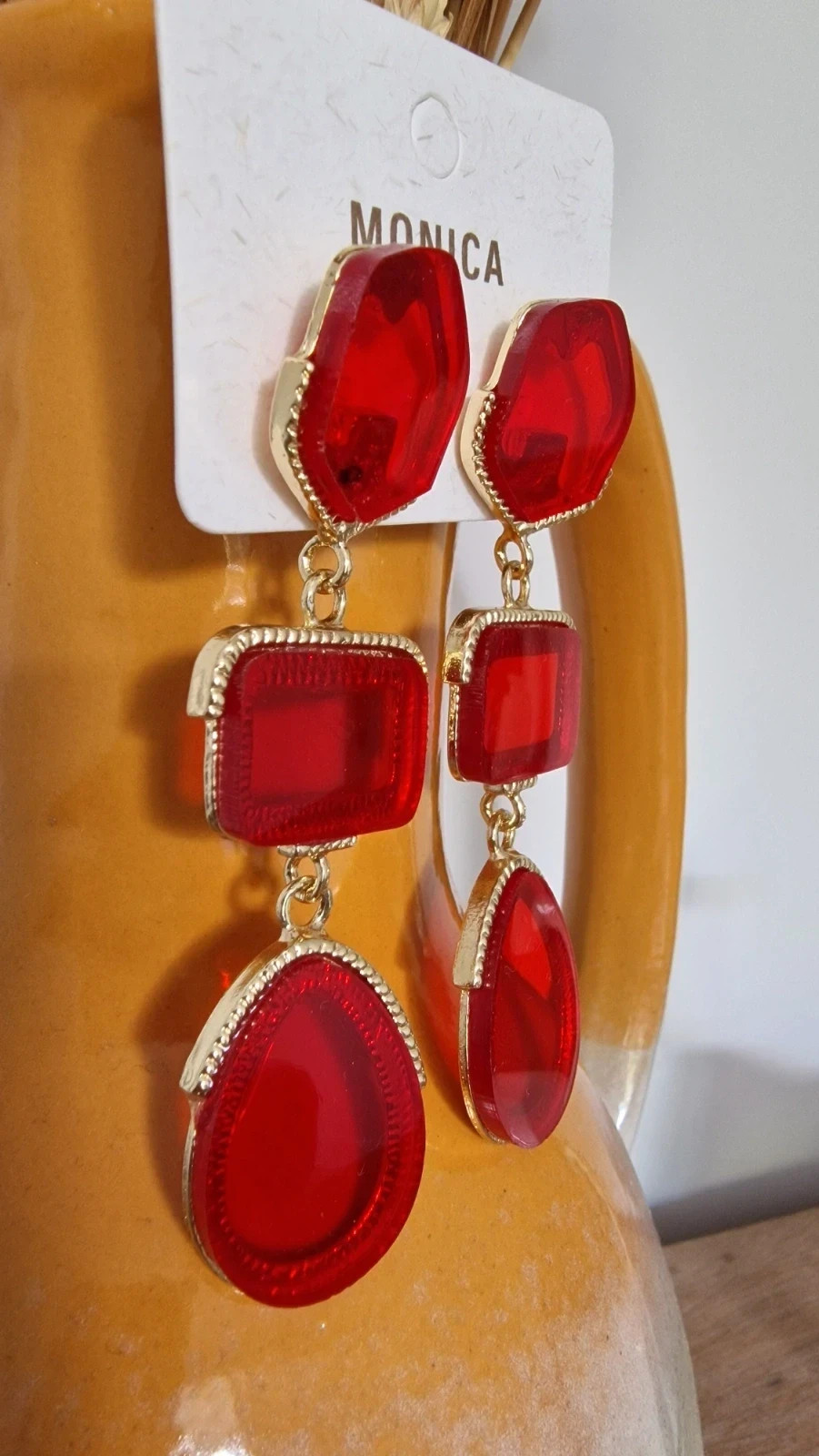 Pendientes largos rojos dorados · Red Statement Earrings · Boucles d’oreilles rouges – Monica – taille Taille unique 3