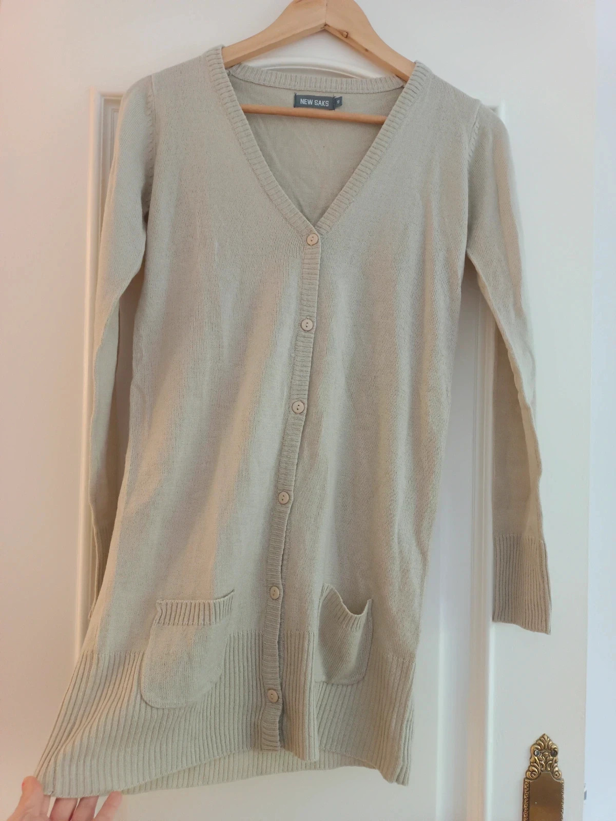 Cardigan beige New Saks S punto fino botones pockets soft knit chaqueta ligera – New Saks – taille S / 36 / 8 3