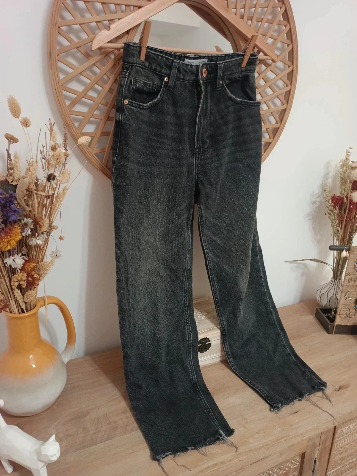 Pantalon vaquero recto de cintura alta negro desgastado vintage talla 34 – Bershka – taille XS / 34 / 6 3