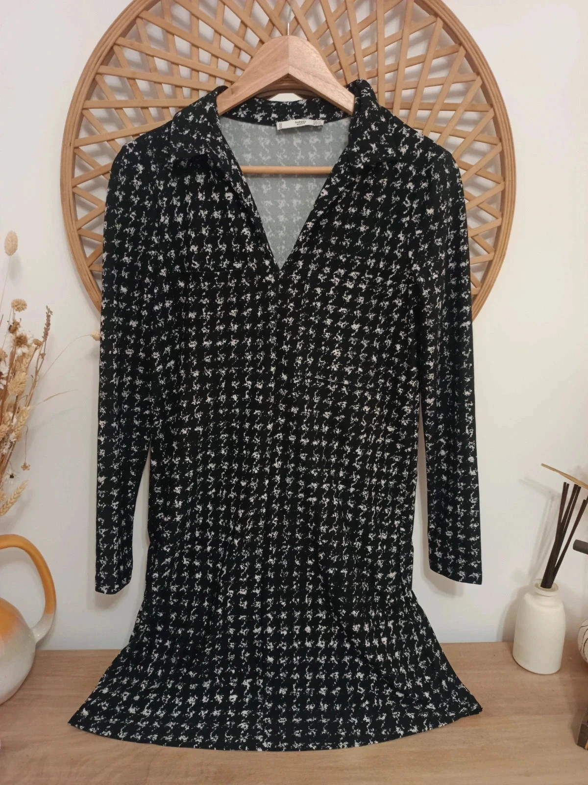 Vestido Mango estampado black & white XS-S amplio estilo minimal chic – Mango – taille XS / 34 / 6 2