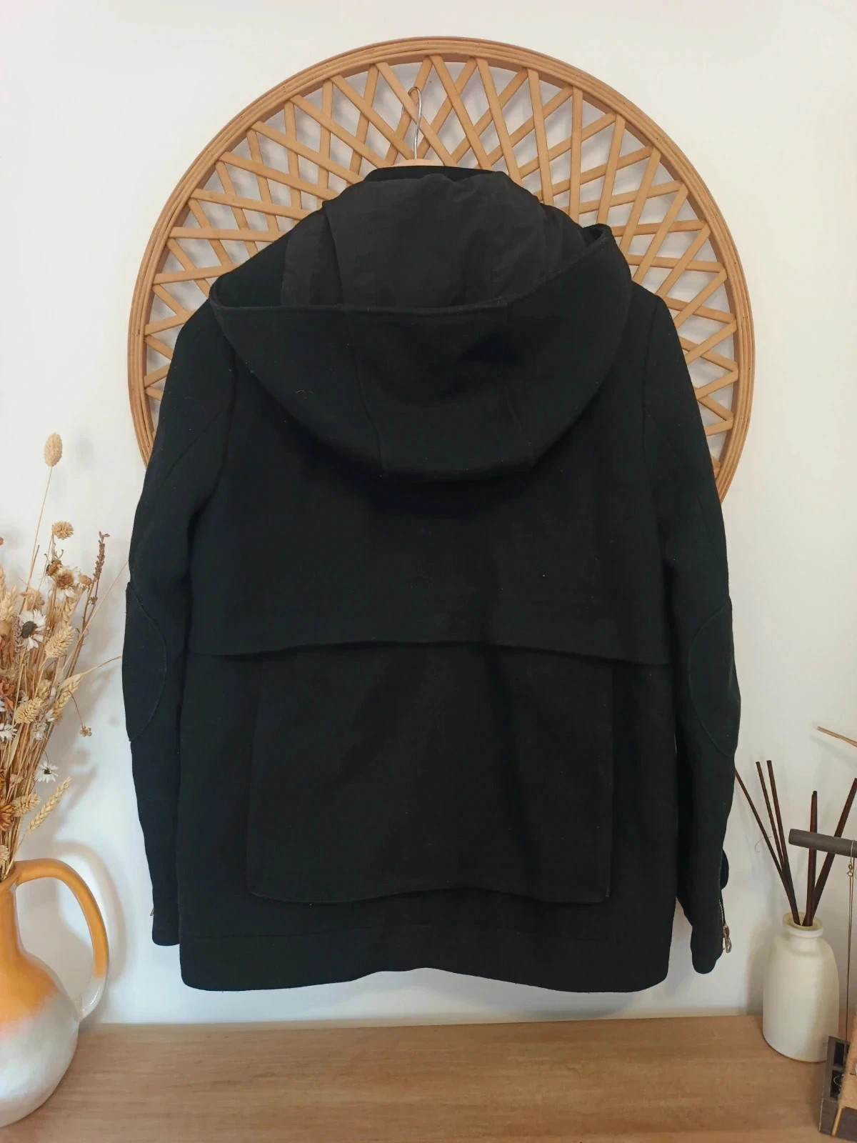 Abrigo negro Zara Trafaluc S · Black hooded coat · Manteau noir · Cappotto nero – Zara Trafaluc – taille S / 36 / 8 4