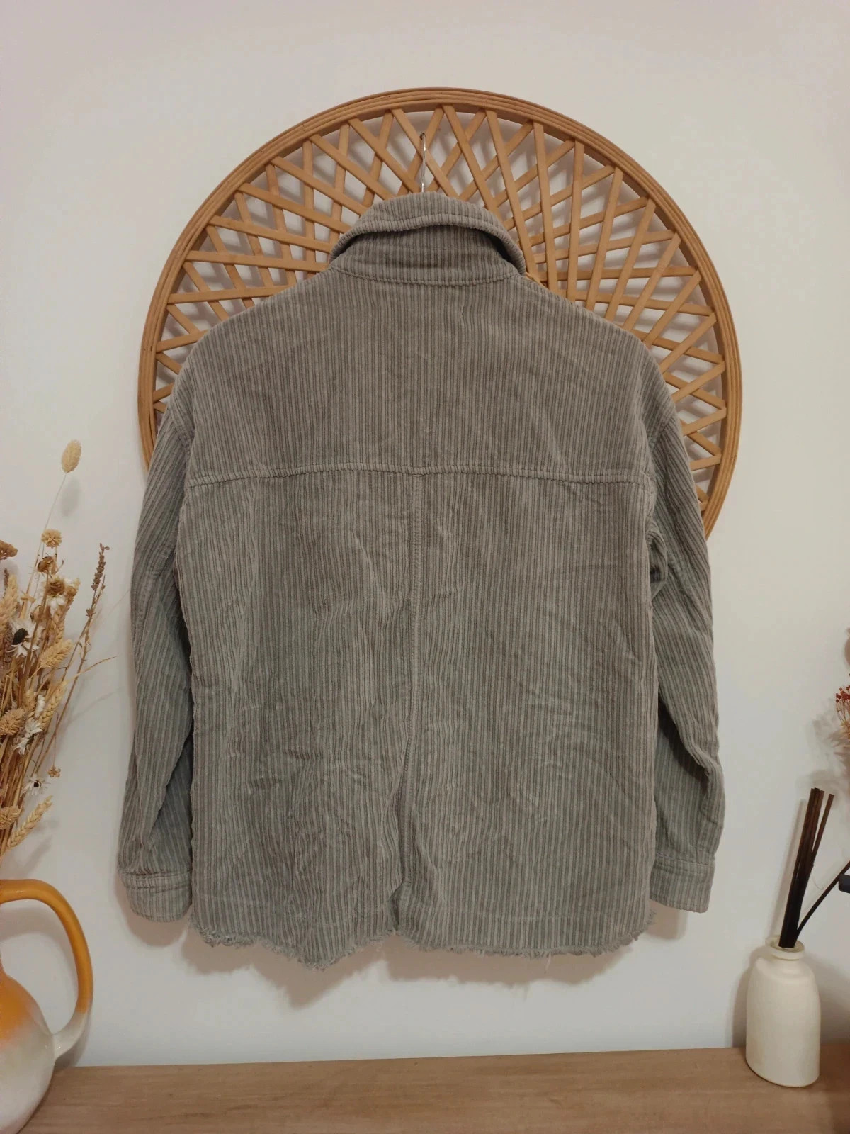 Sobrecamisa oversize de pana gris Zara / Grey corduroy overshirt Zara – Zara – taille XS / 34 / 6 4