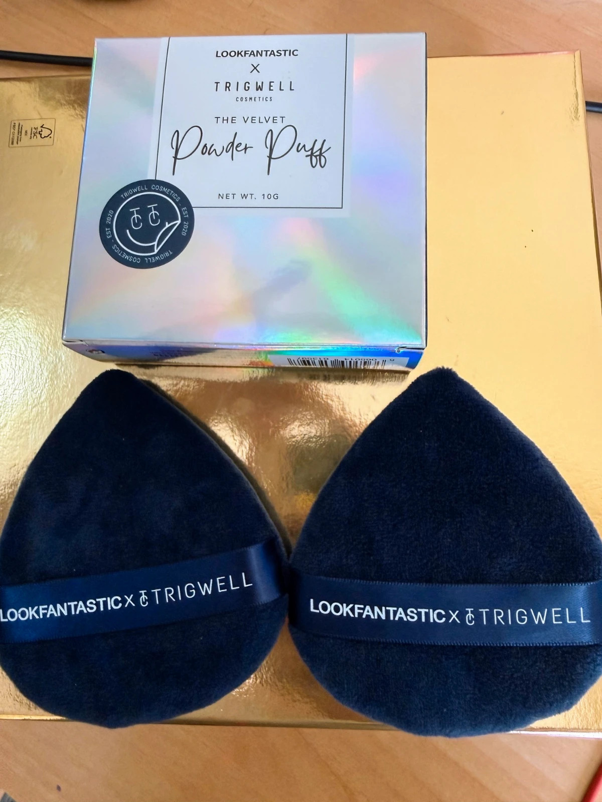 💕Lookfantastic x Trigwell Cosmetics Velvet Powder Puff Pack 2 – Nuevo💕 – Trigwell Cosmetics 2